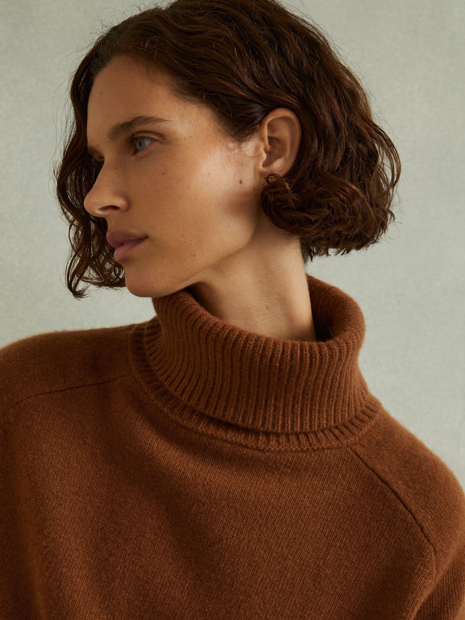 Wool-Cashmere Roll-Neck Jumper in Toffee - Image 3 of 6