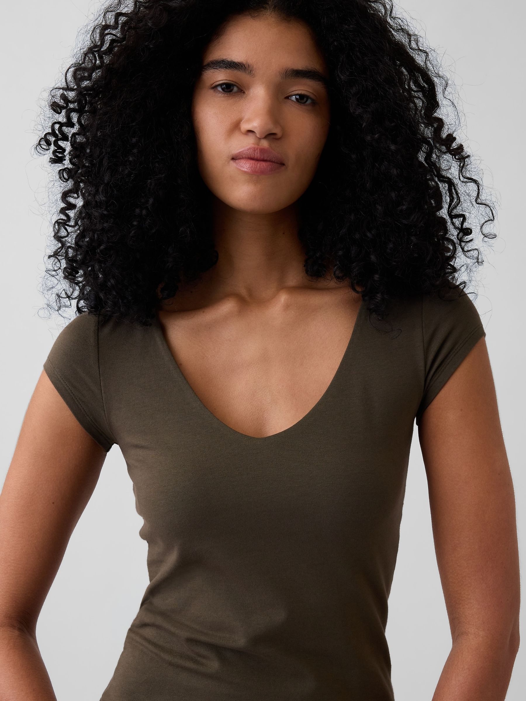 Brown Close Knit Jersey V-Neck T-Shirt - Image 4 of 4 Brown Close Knit Jersey V-Neck T-Shirt - Image 4 of 4