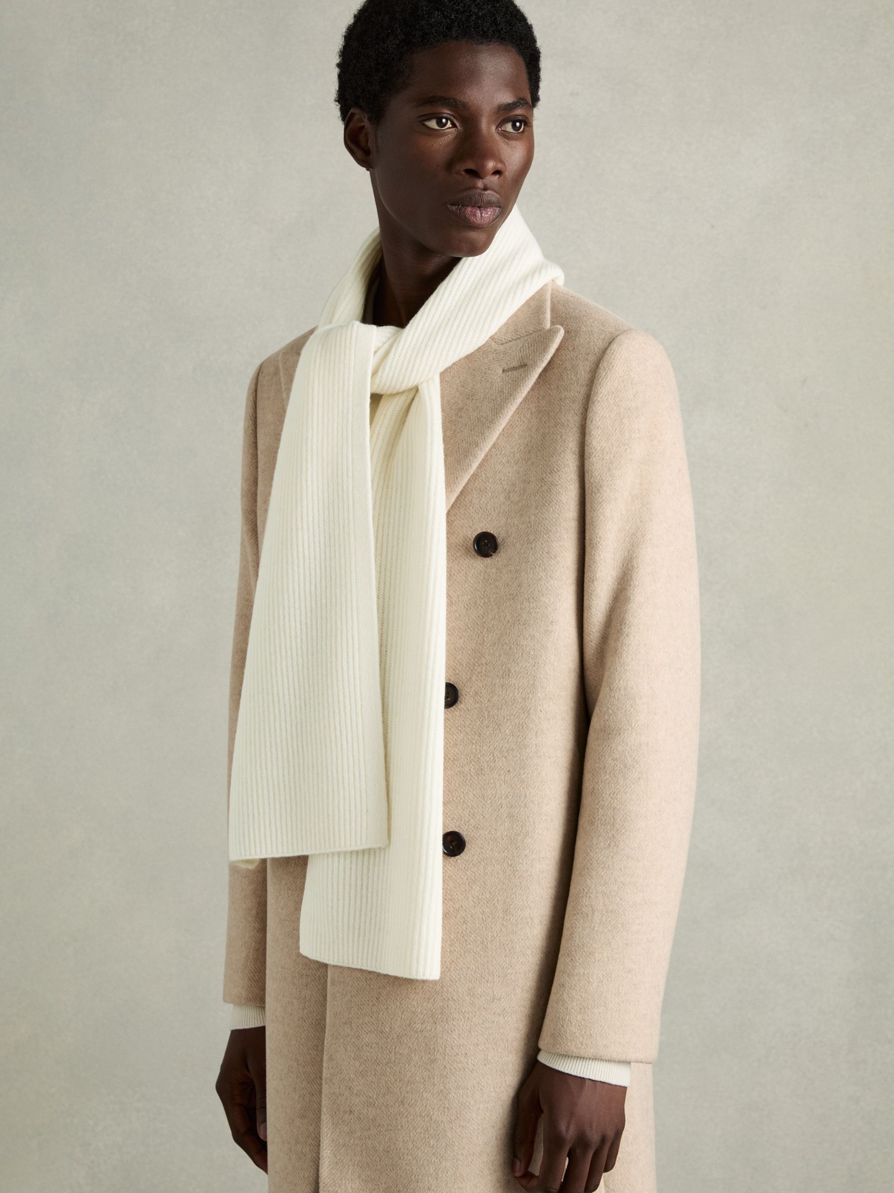 Ribbed Merino Scarf in Off White - Image 2 of 4