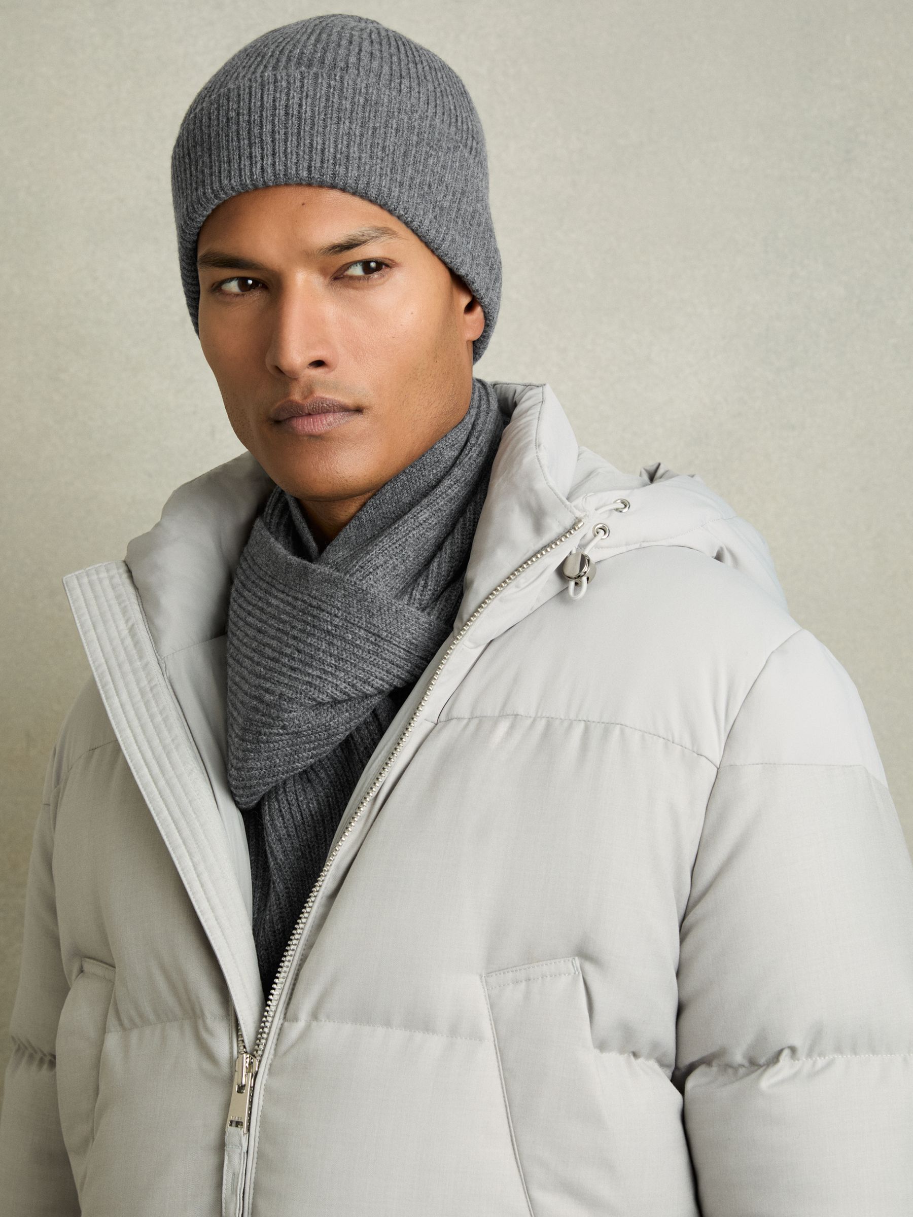 Merino Wool Ribbed Scarf And Beanie Set in Mid Grey Melange - Image 7 of 7