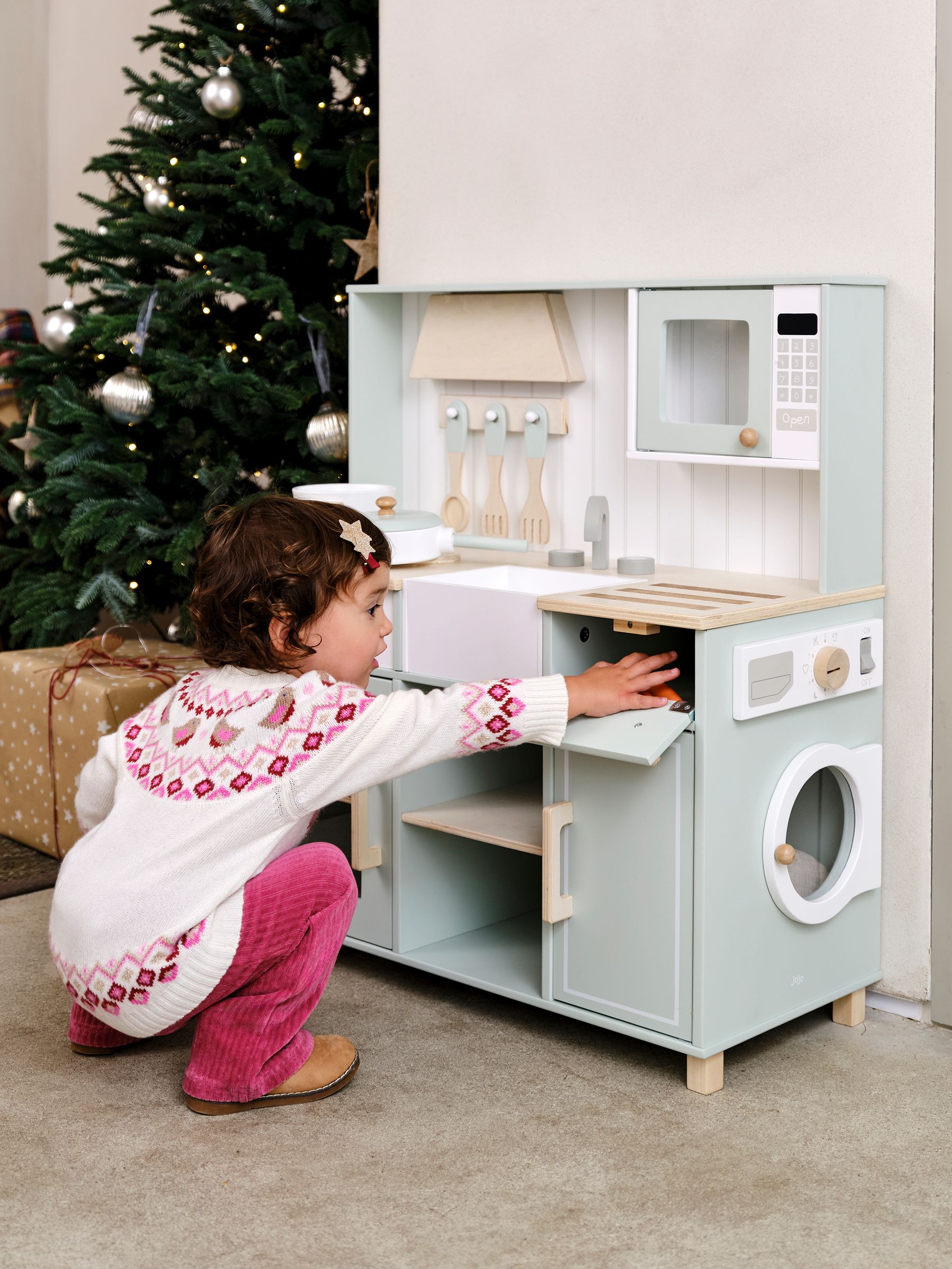 Sage Green Henley Wooden Play Kitchen - Image 6 of 9