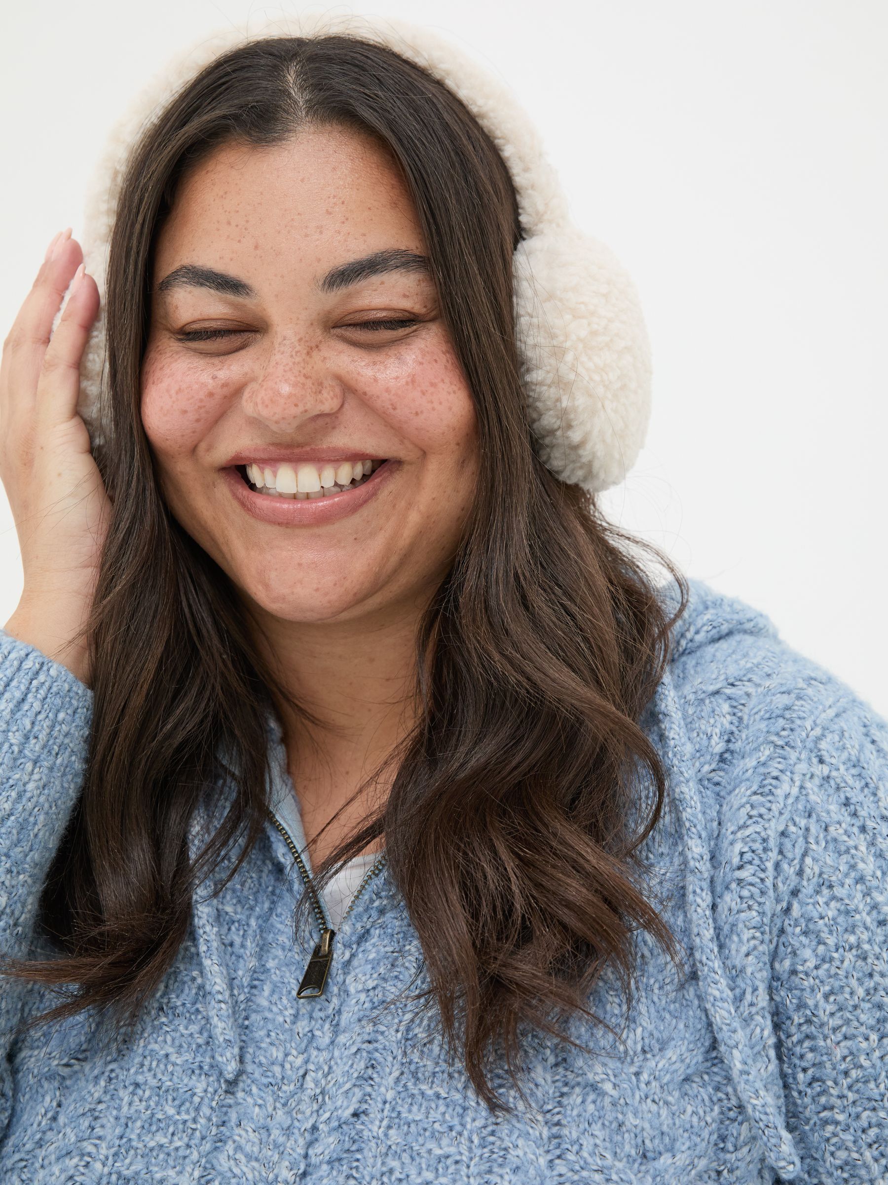 Ivory Borg Earmuffs - Image 4 of 5