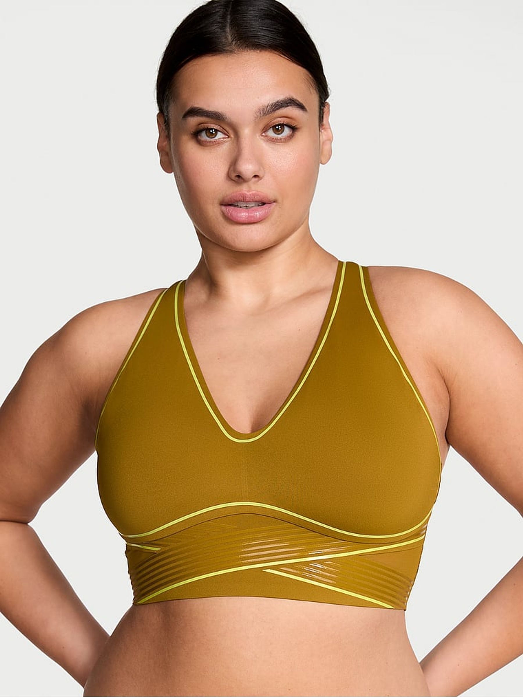 Fern Green Plunge VSX Elevate™ Contour Low Impact Sports Bra - Image 1 of 3