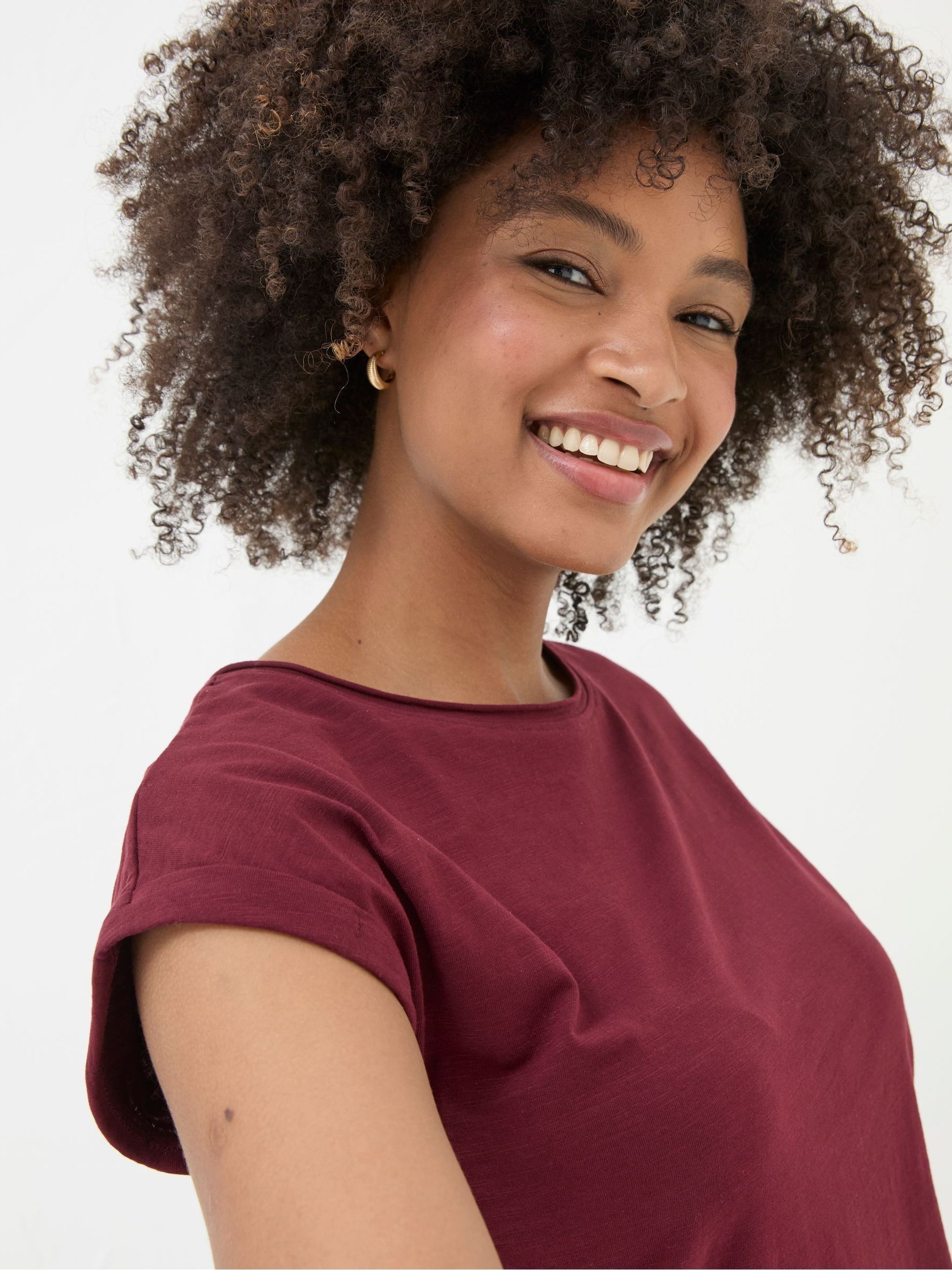 Ivy Organic Cotton Burgundy Red T-Shirt - Image 4 of 5