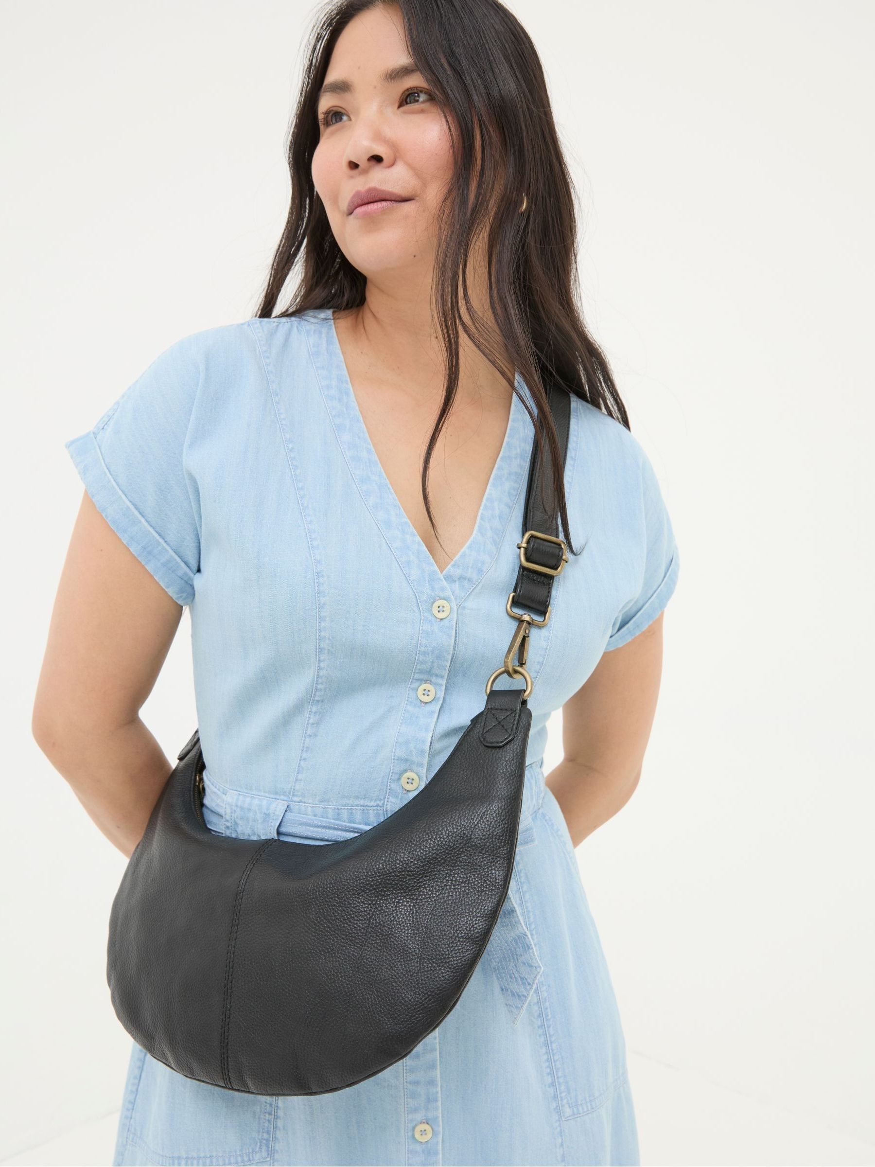 Harlow Black Sling Bag - Image 5 of 5