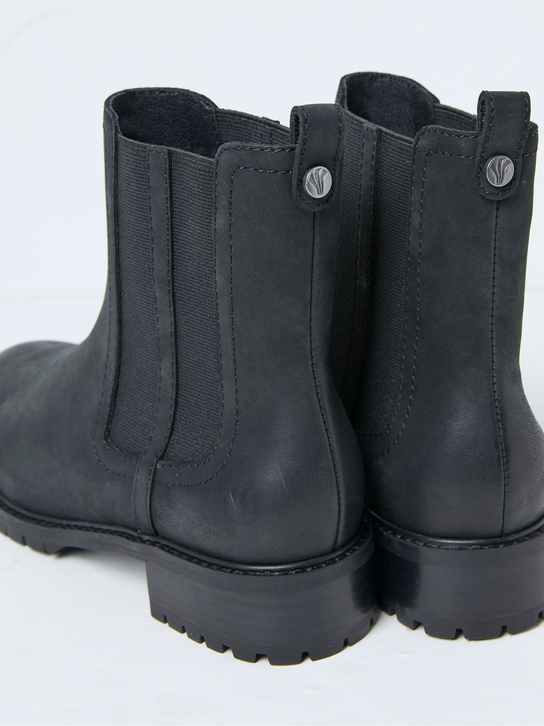 Everly Black Chelsea Boots - Image 3 of 3