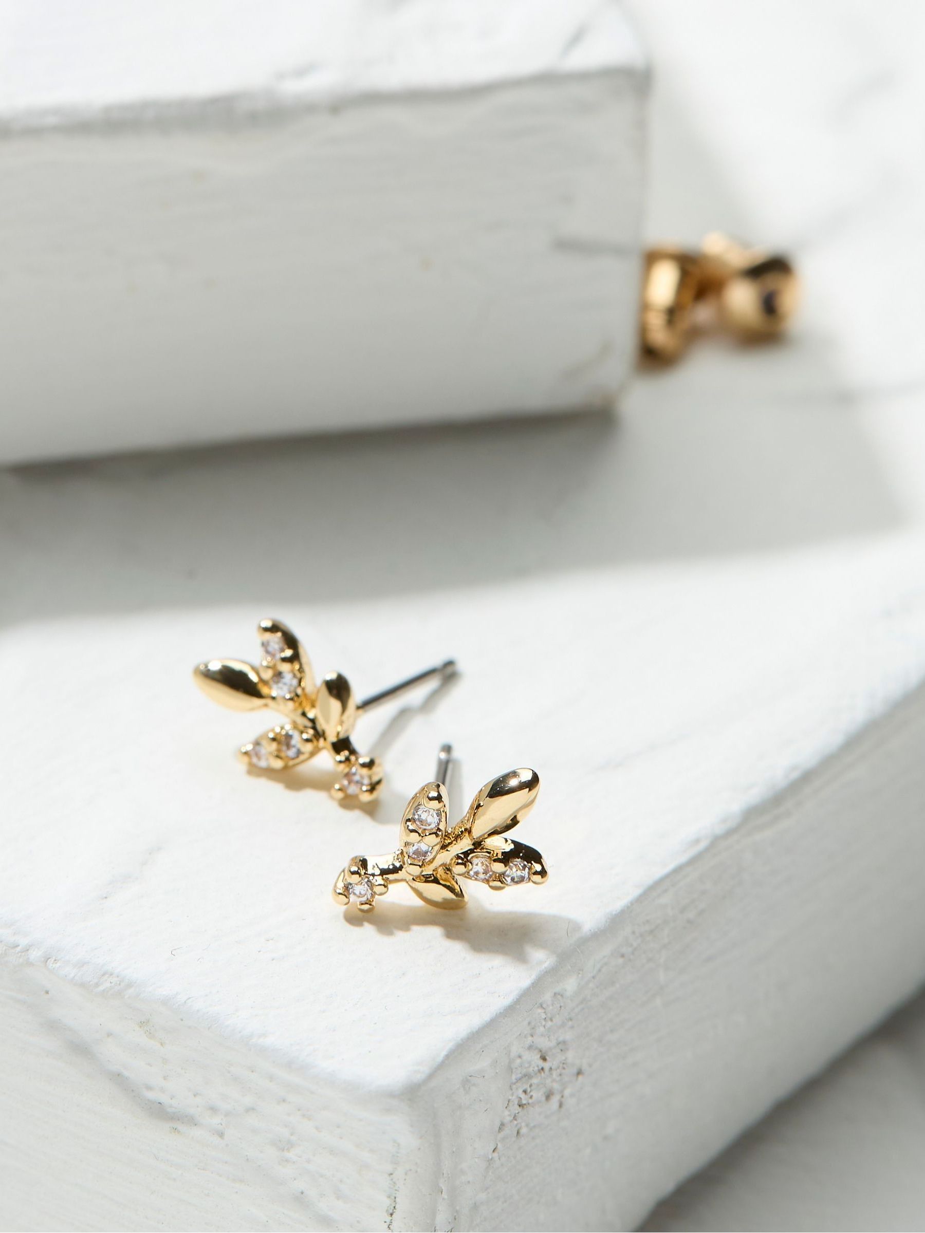 Gold Tone Leaf Studs - Image 2 of 2