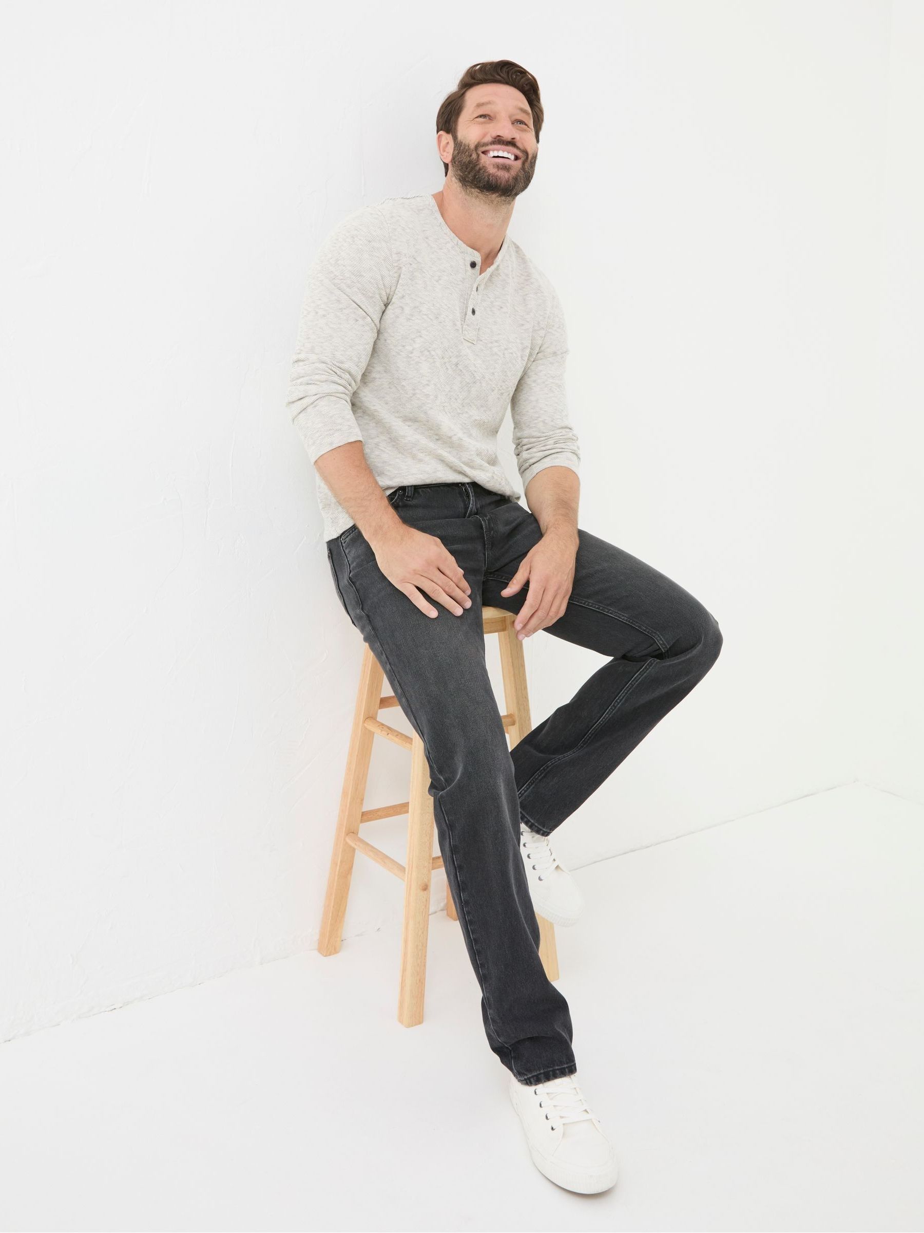 Vintage Black Straight Fit Jeans - Image 3 of 6