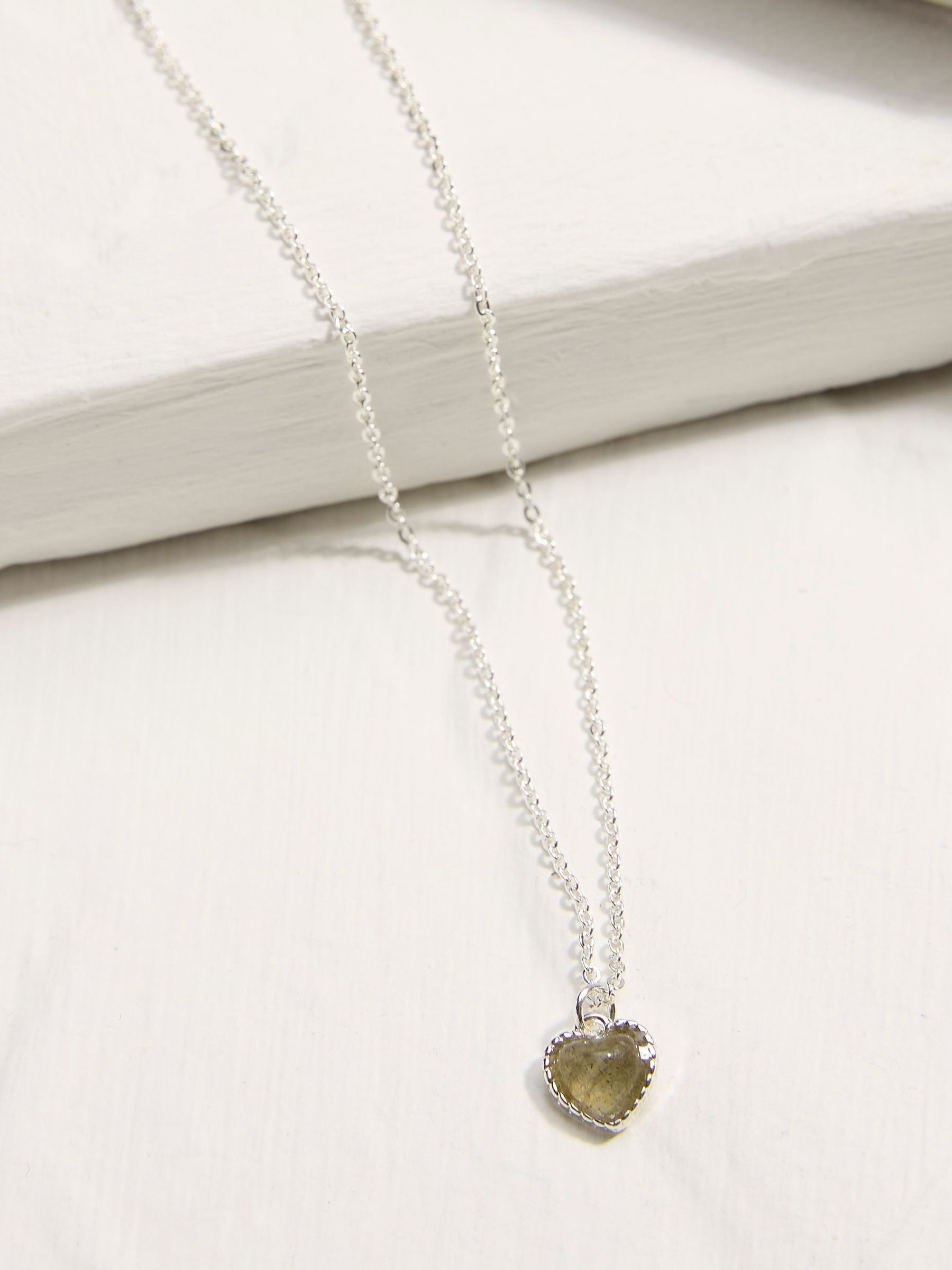 Silver Tone Heart Stone Necklace - Image 2 of 2