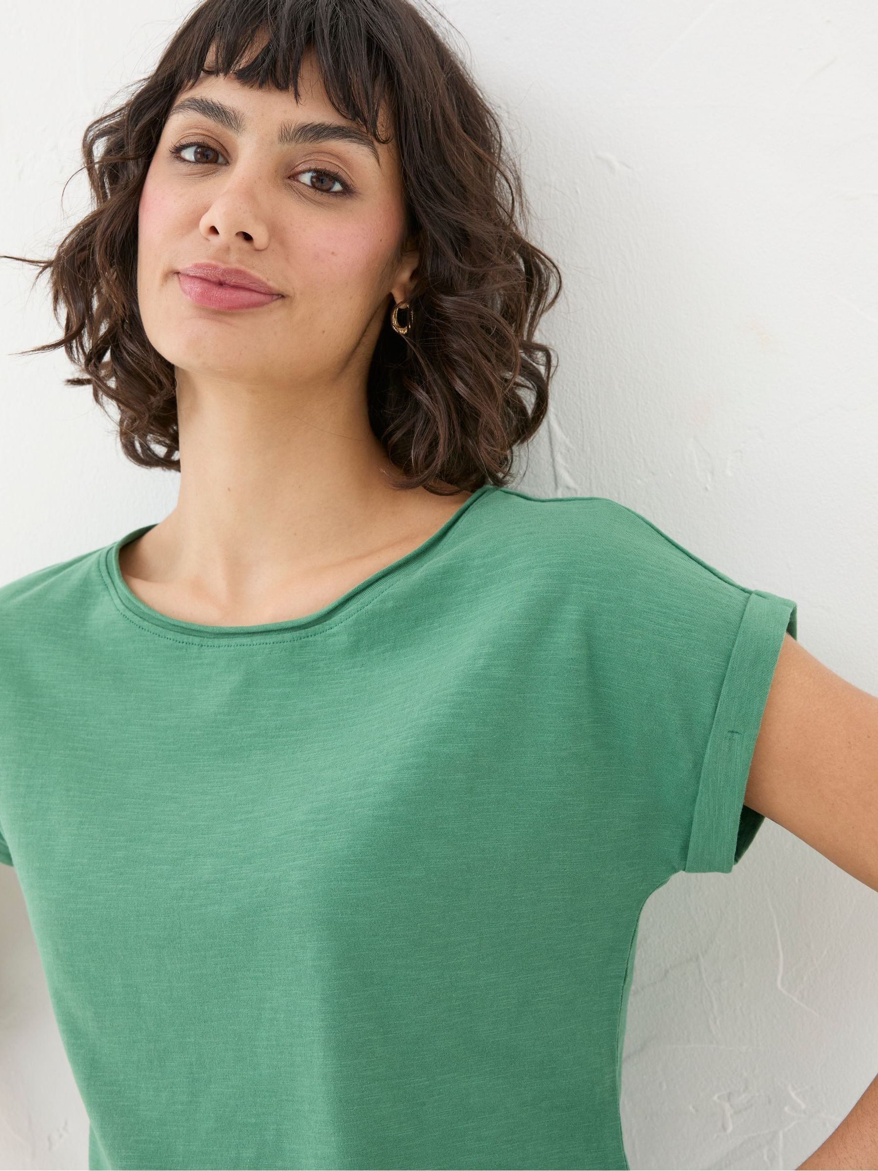 Ivy Organic Cotton Green T-Shirt - Image 3 of 4