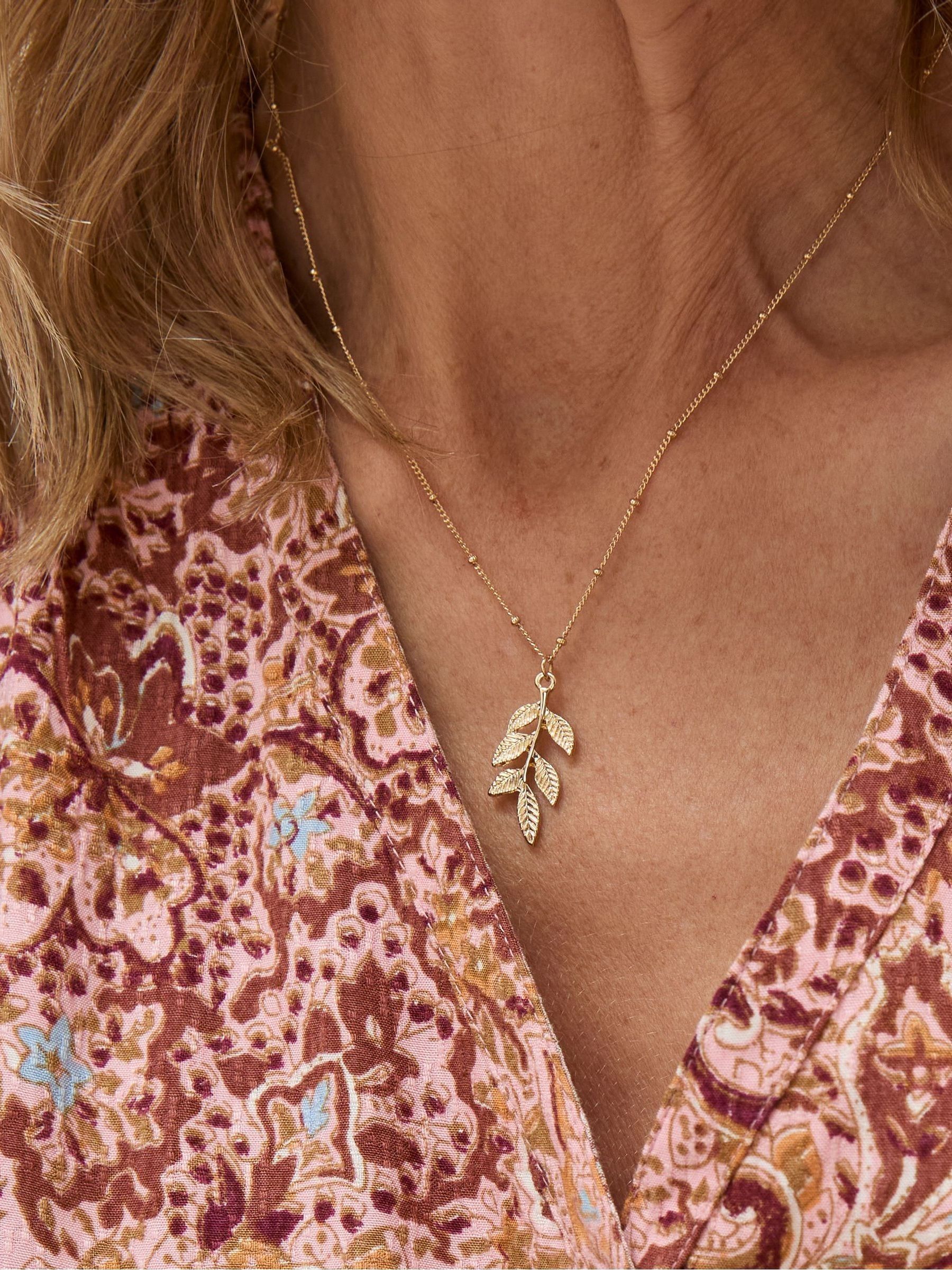 Gold Tone Leaf Necklace - Image 4 of 4