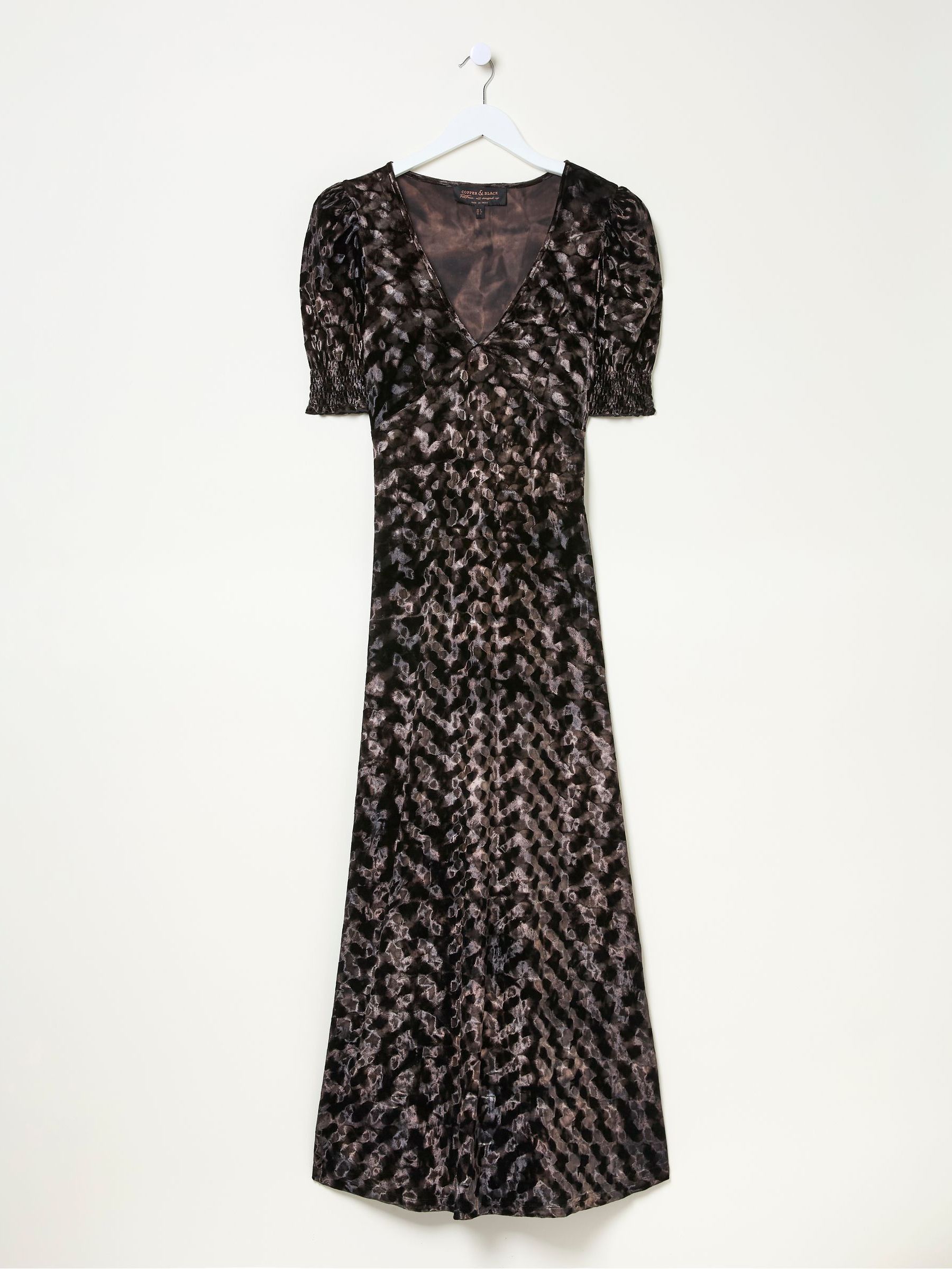 Mia Black Hammered Velvet Midi Dress - Image 6 of 6