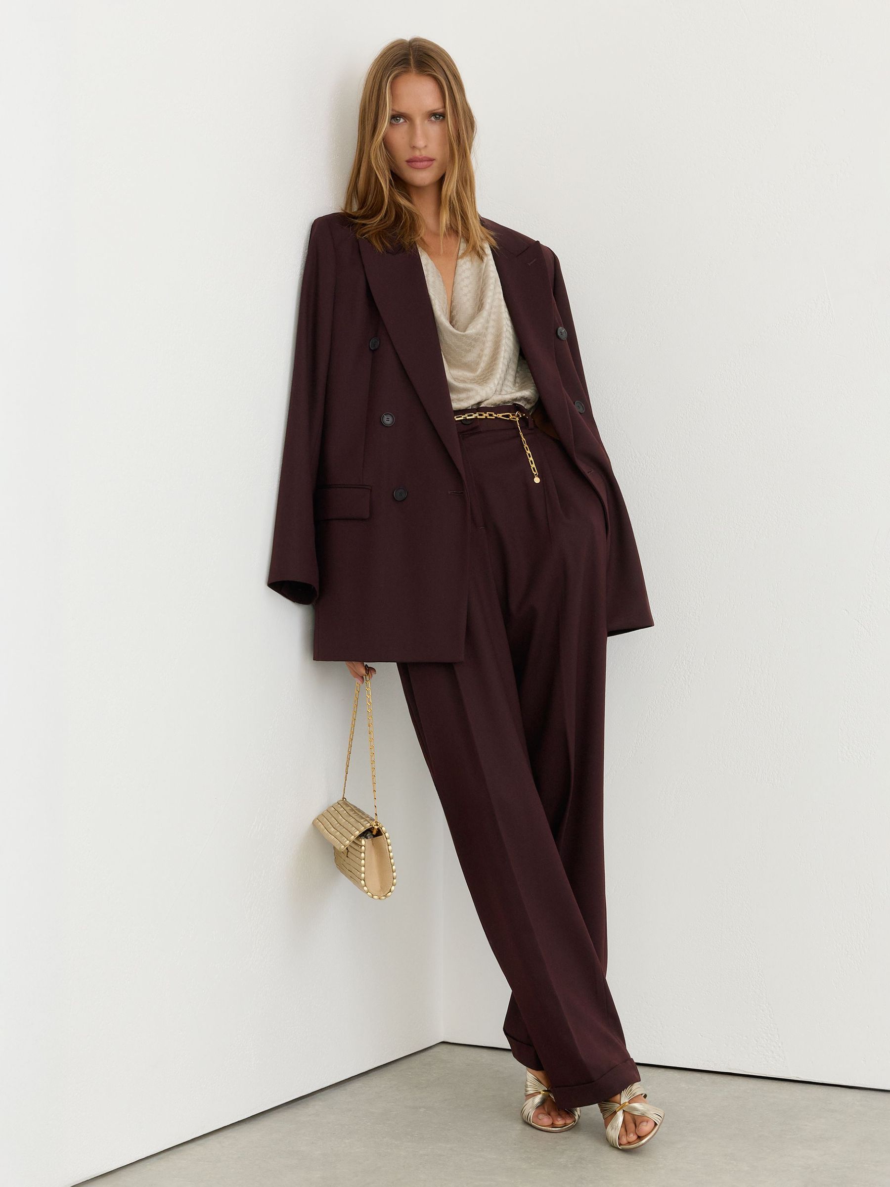 Tall Wool-Blend Wide-Leg Pleated Suit Trousers in Dark Aubergine - Image 9 of 11