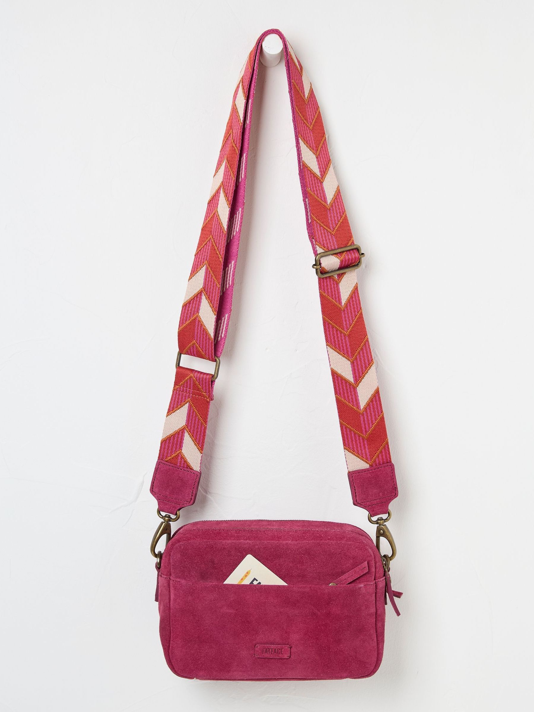 The Oslo Pink Camera Bag - Image 5 of 5