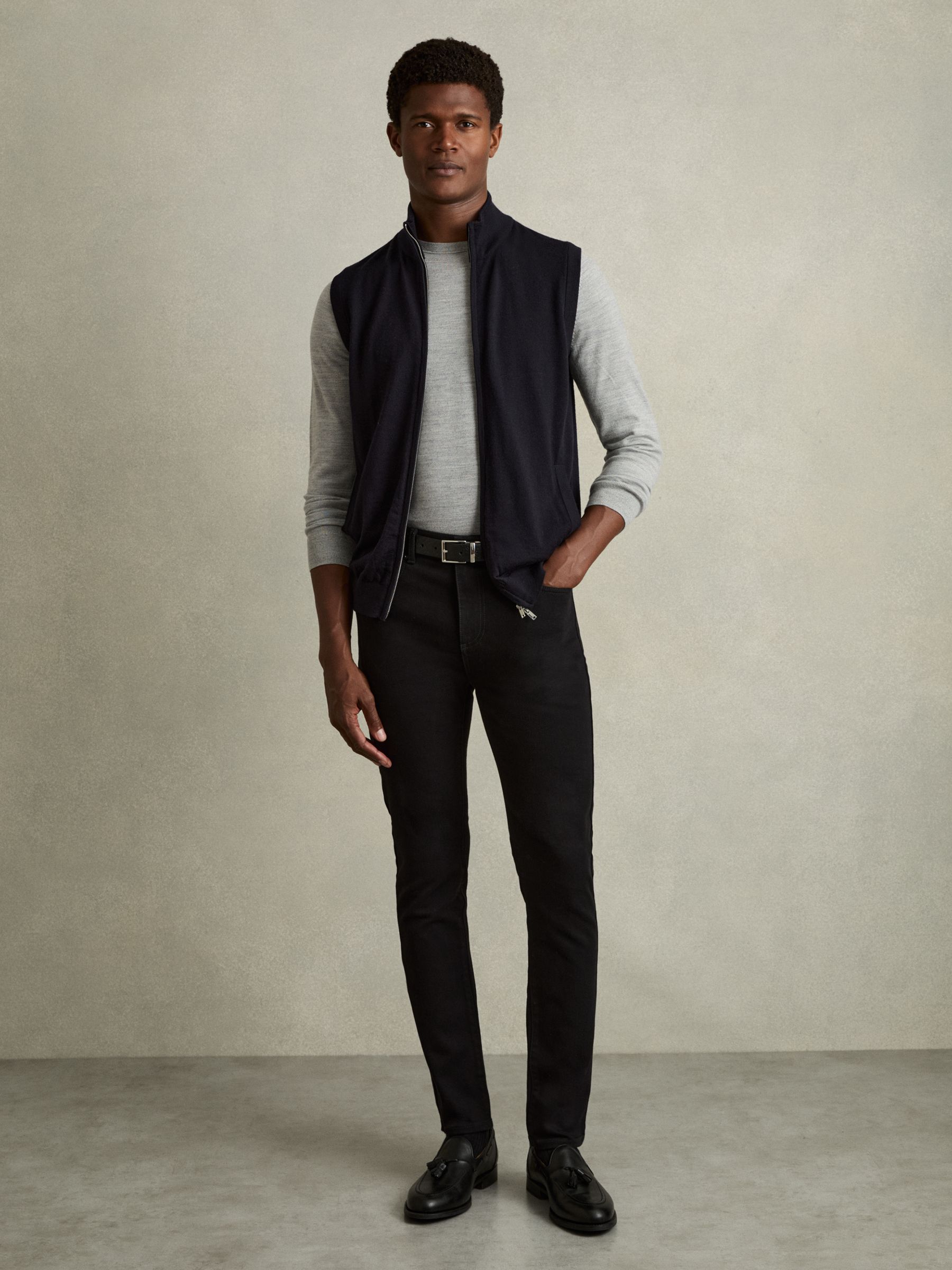Merino Wool Zip-Through Gilet in Navy - Image 3 of 6