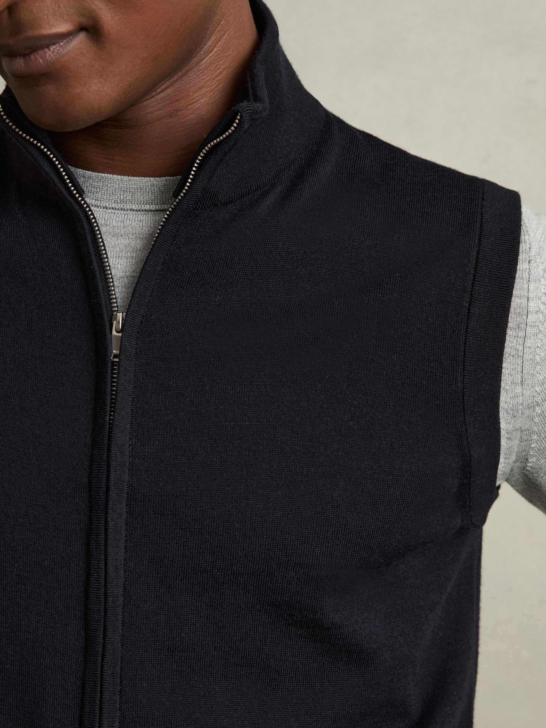 Merino Wool Zip-Through Gilet in Navy - Image 4 of 6