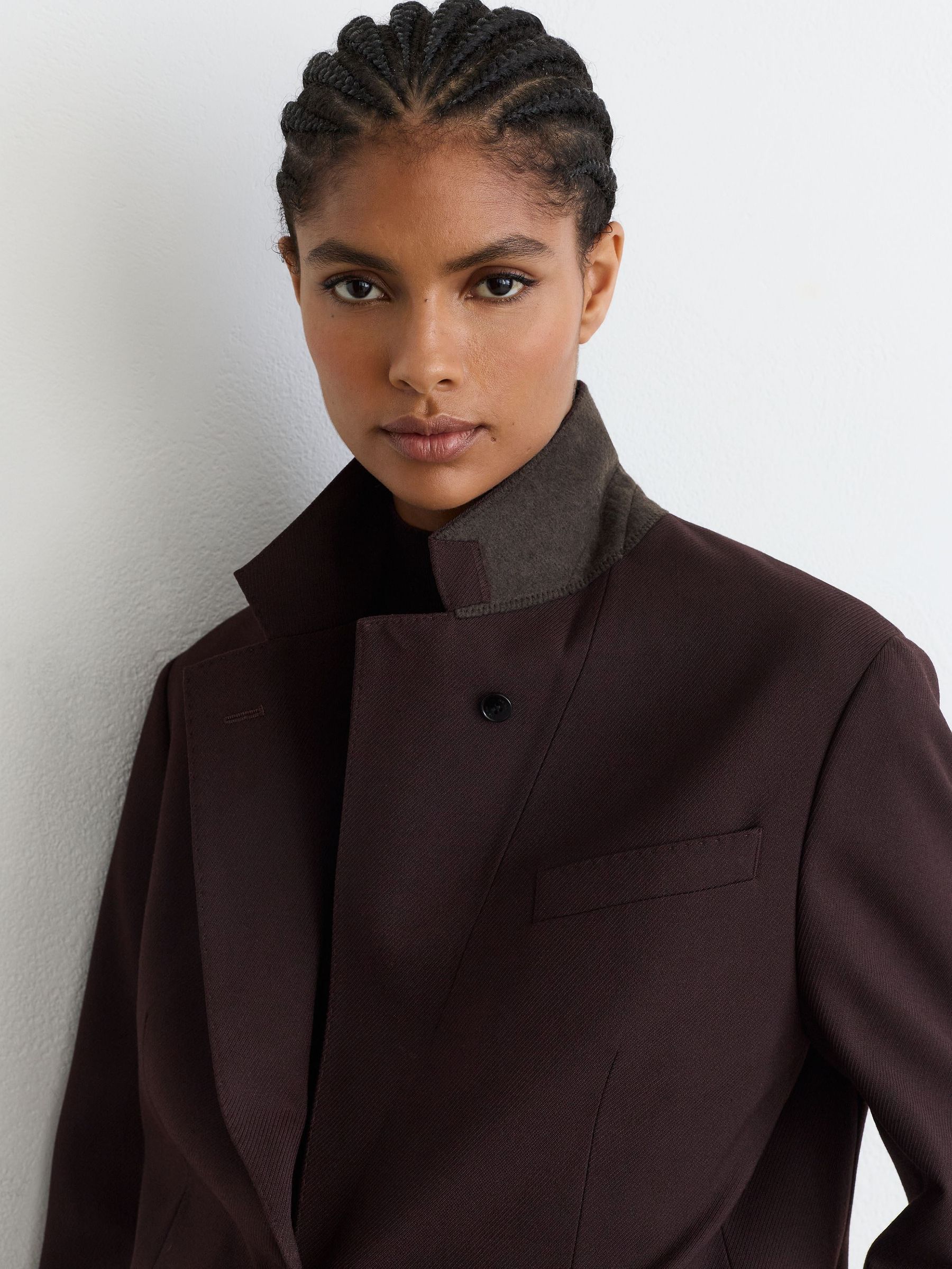 Tall Stretch-Twill Relaxed Single-Breasted Blazer in Grape - Image 4 of 12