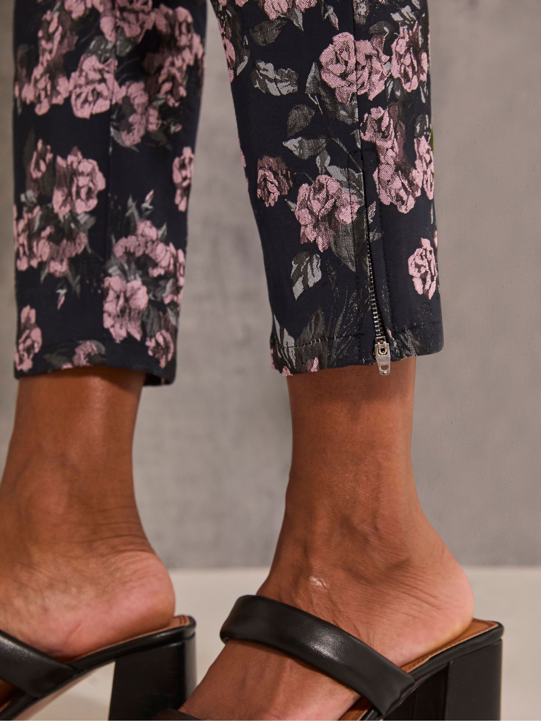 Isobel Blue Isobel Jacquard Trouser - Image 5 of 6