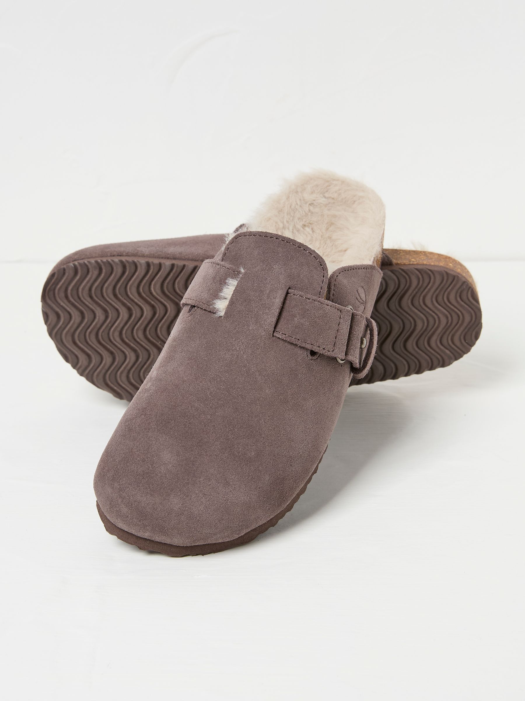 Elsie Purple House Shoes - Image 2 of 4