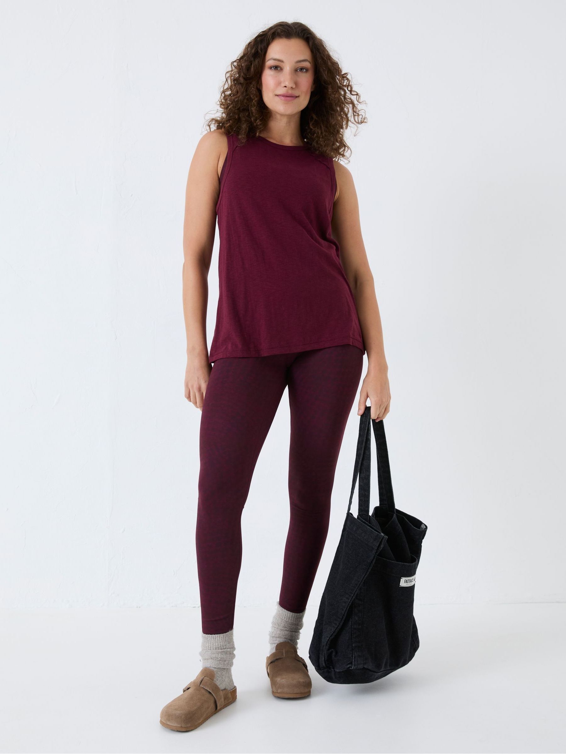 Ione Red Vest - Image 3 of 5