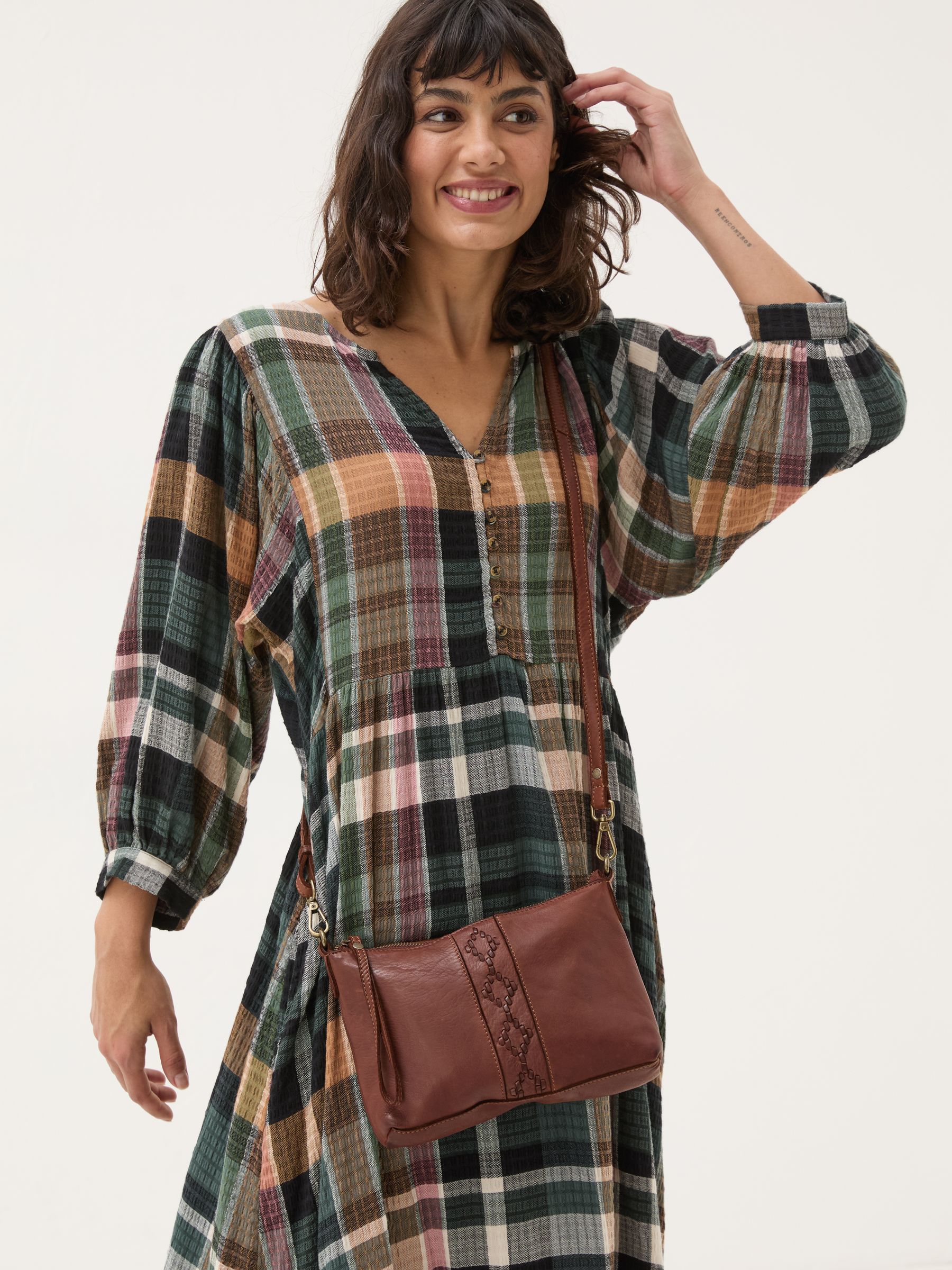Eve Brown Crossbody Bag - Image 4 of 5