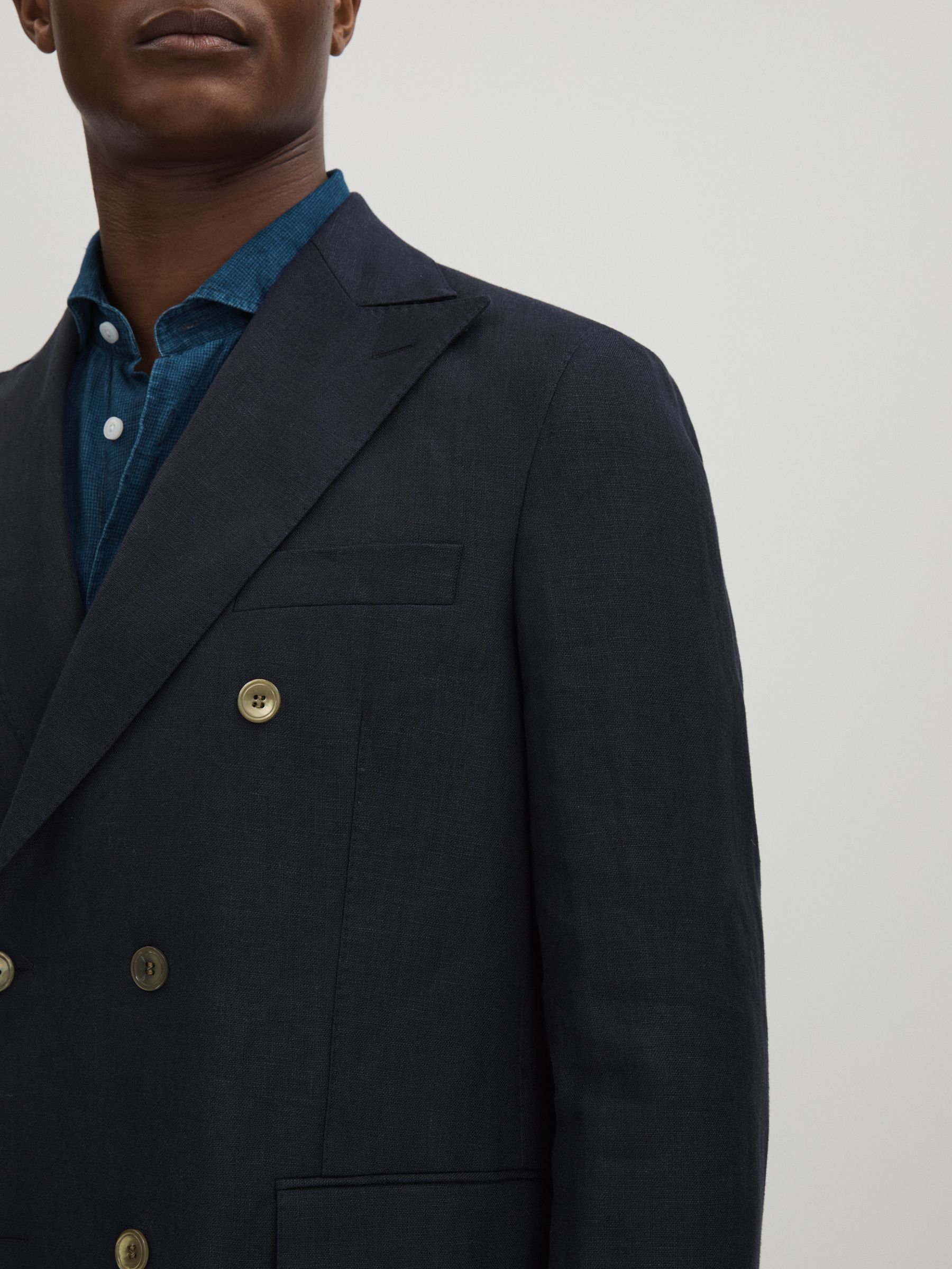 Oscar Jacobson Wool Double Breasted Blazer in Navy - Image 4 of 6