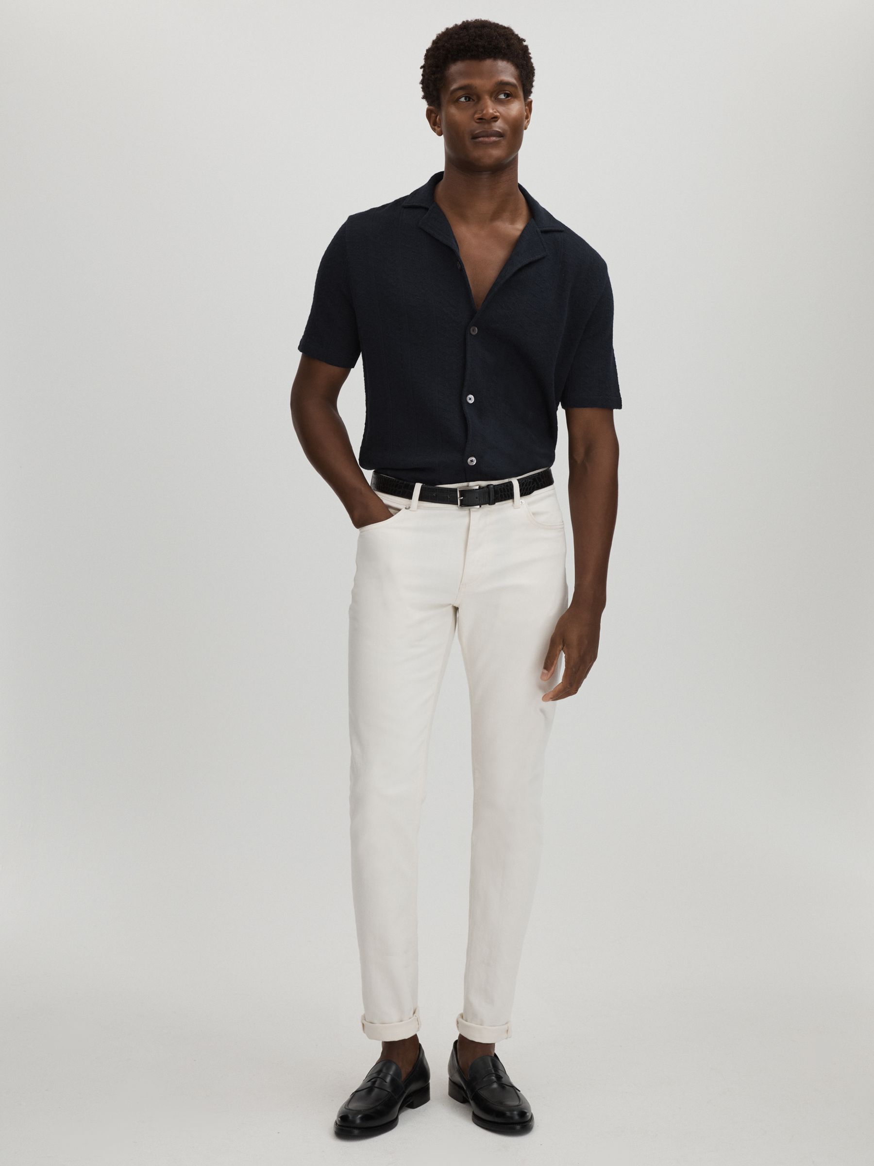 Oscar Jacobson 100% Cotton Open-Collar Polo Shirt in Navy - Image 3 of 6