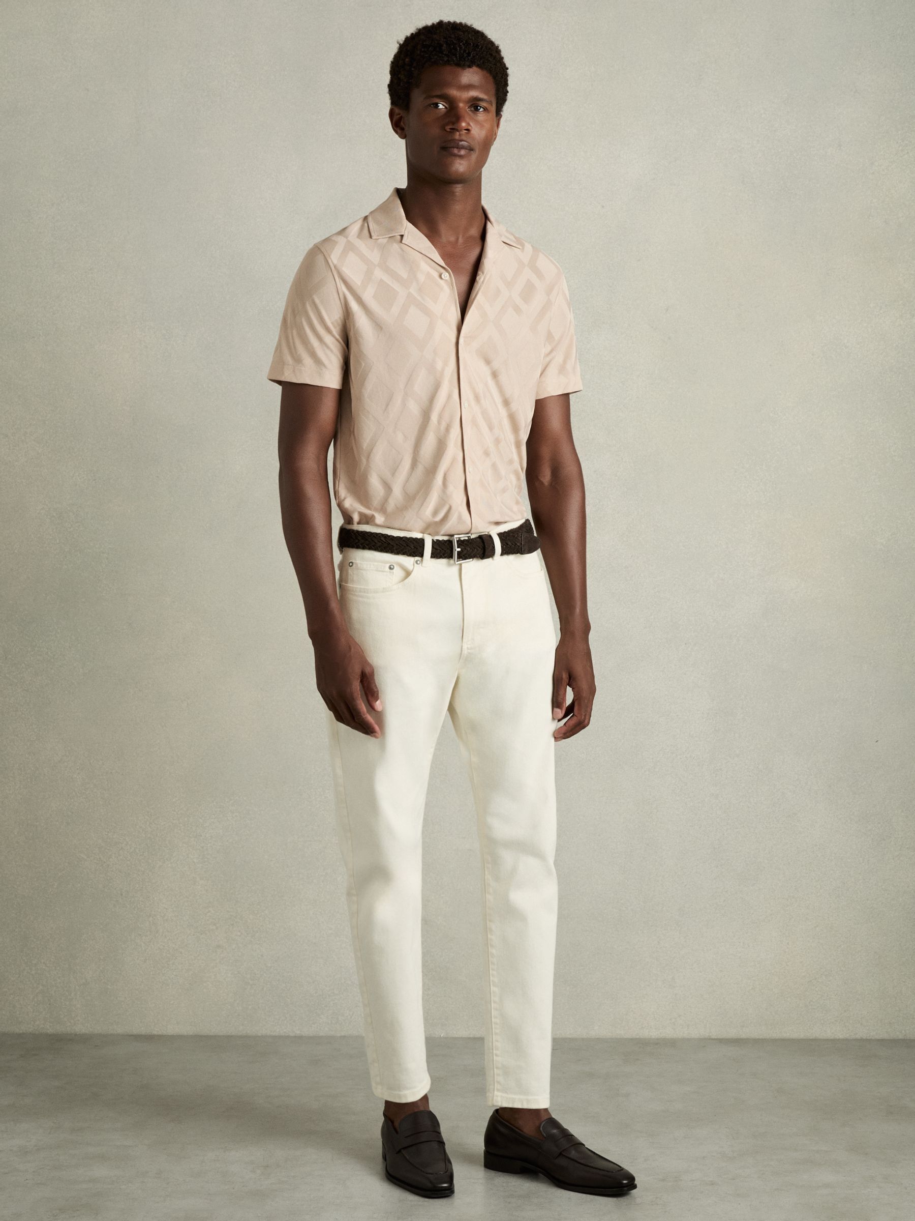Geometric-Jacquard Cuban-Collar Shirt in Dusty Pink - Image 3 of 6