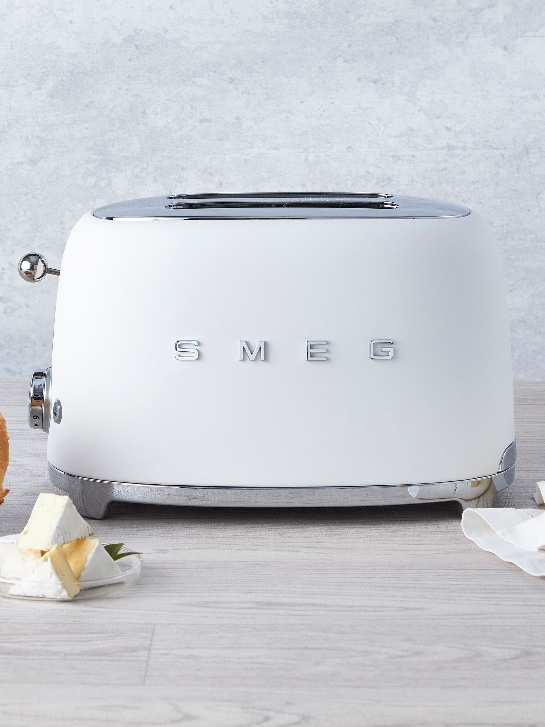 White Matt 2 Slice Toaster - Image 1 of 7