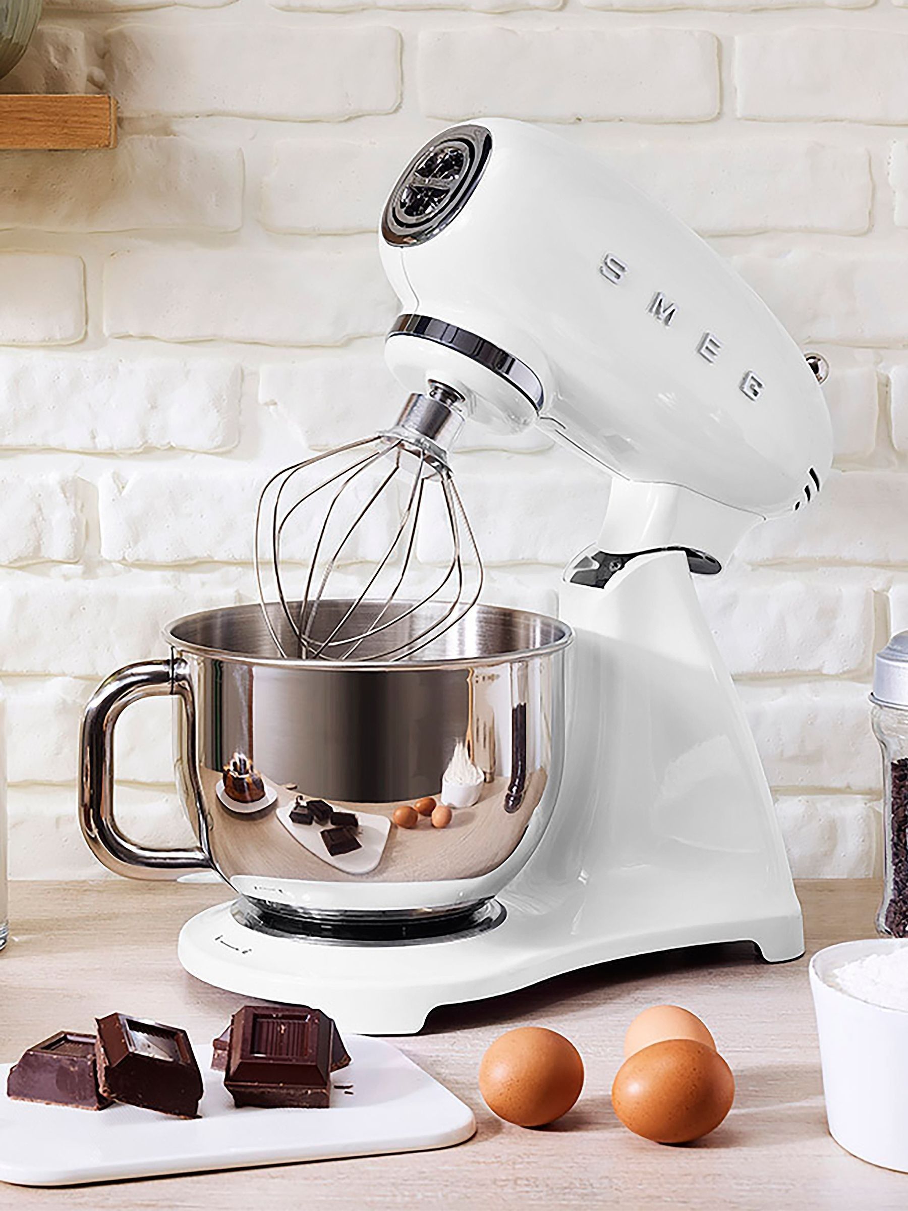 White Stand Mixer - Image 1 of 8