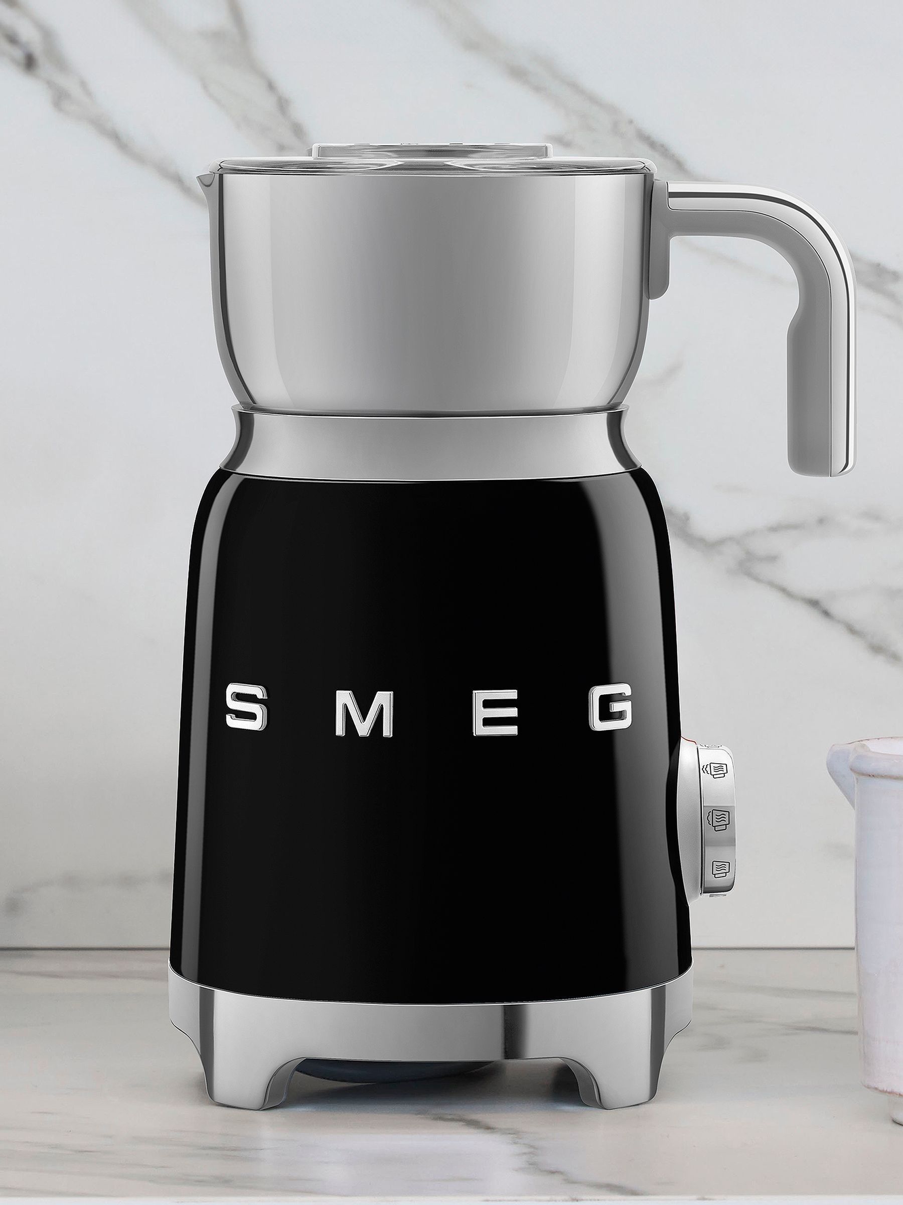 Smeg Black Electric Milk Frother - Image 1 of 7 Smeg Black Electric Milk Frother - Image 1 of 7