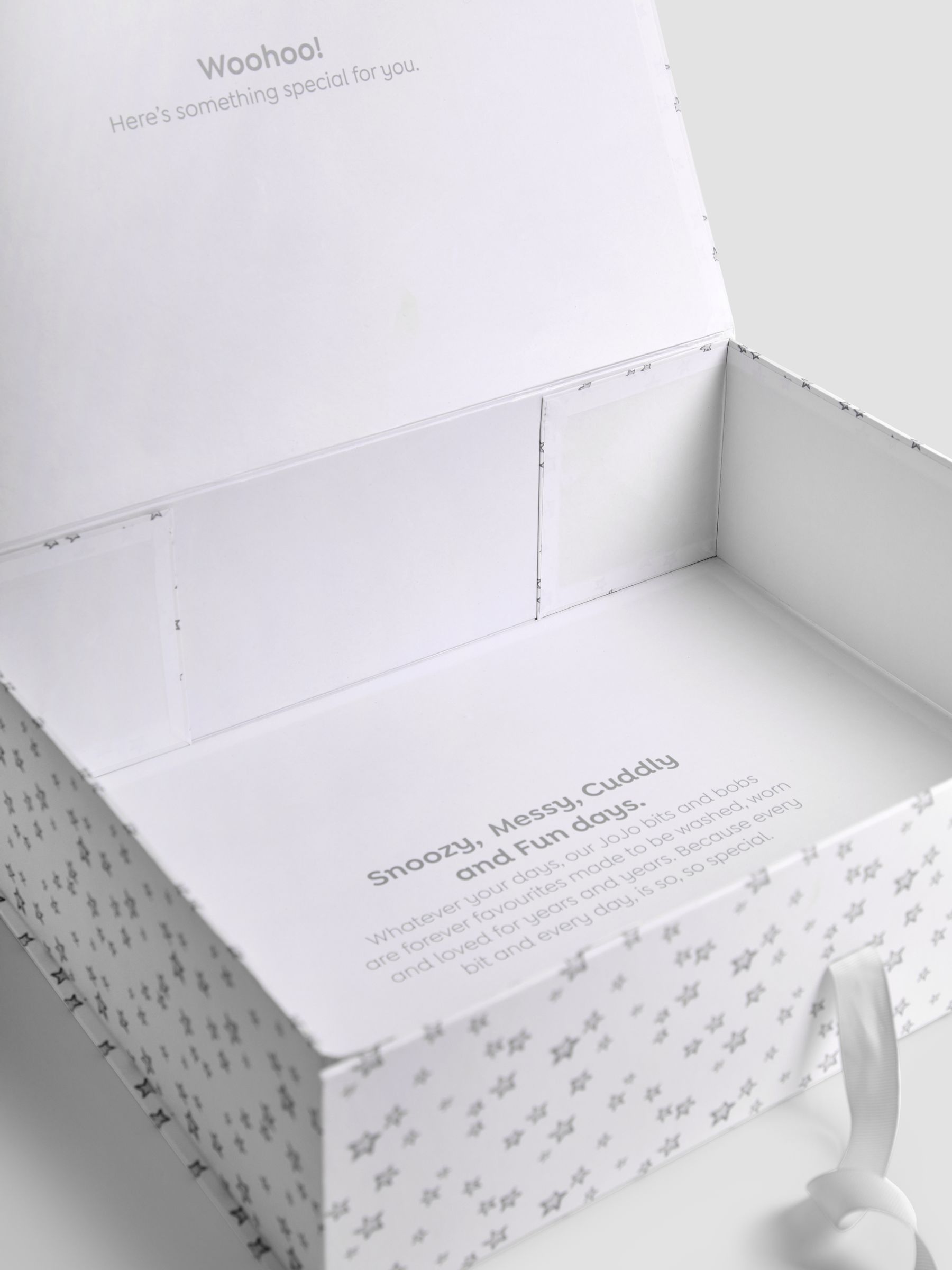 Large Gift Box - Image 4 of 4