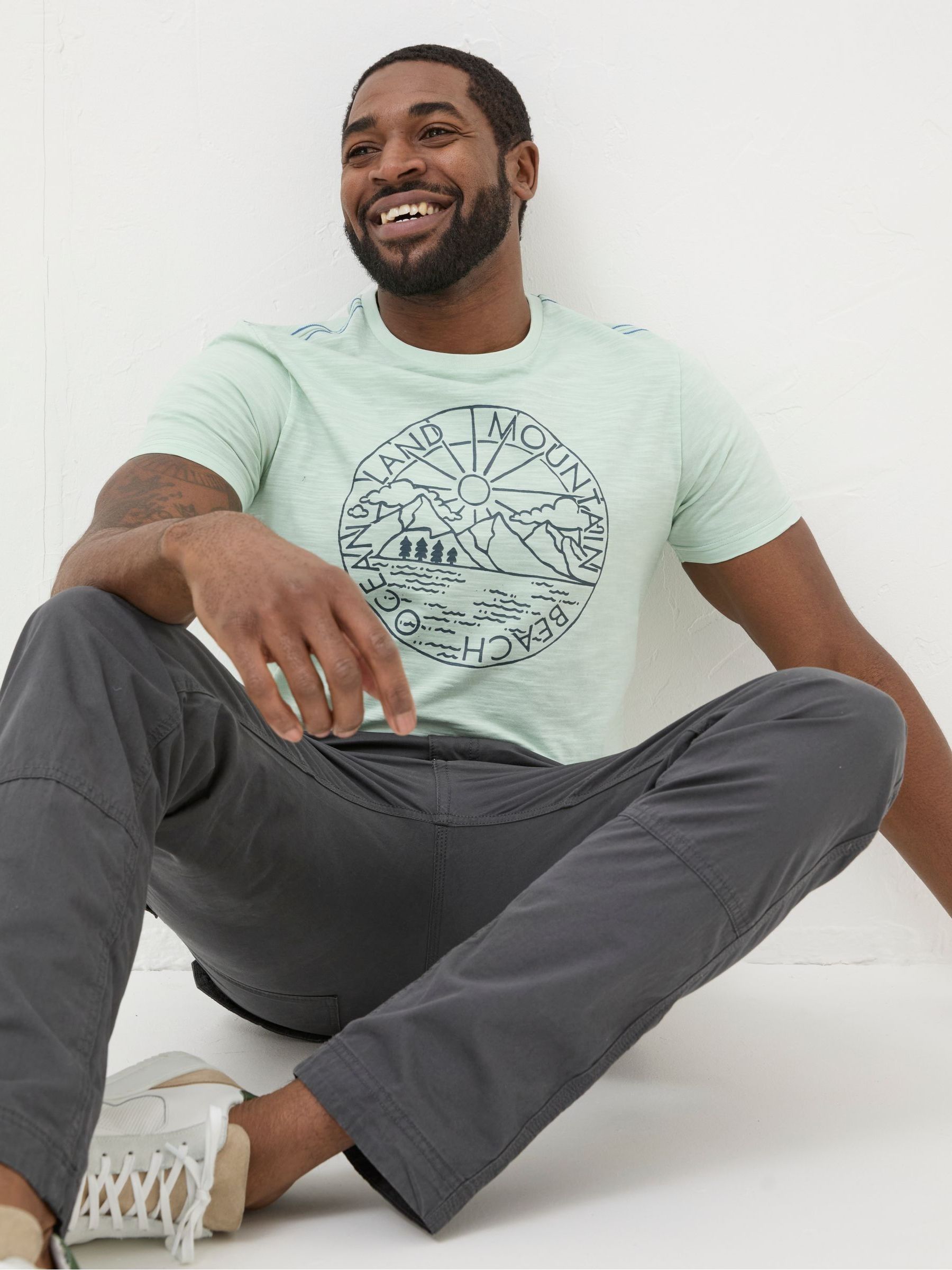 Aloa Light Green Land Circle T-Shirt - Image 3 of 4