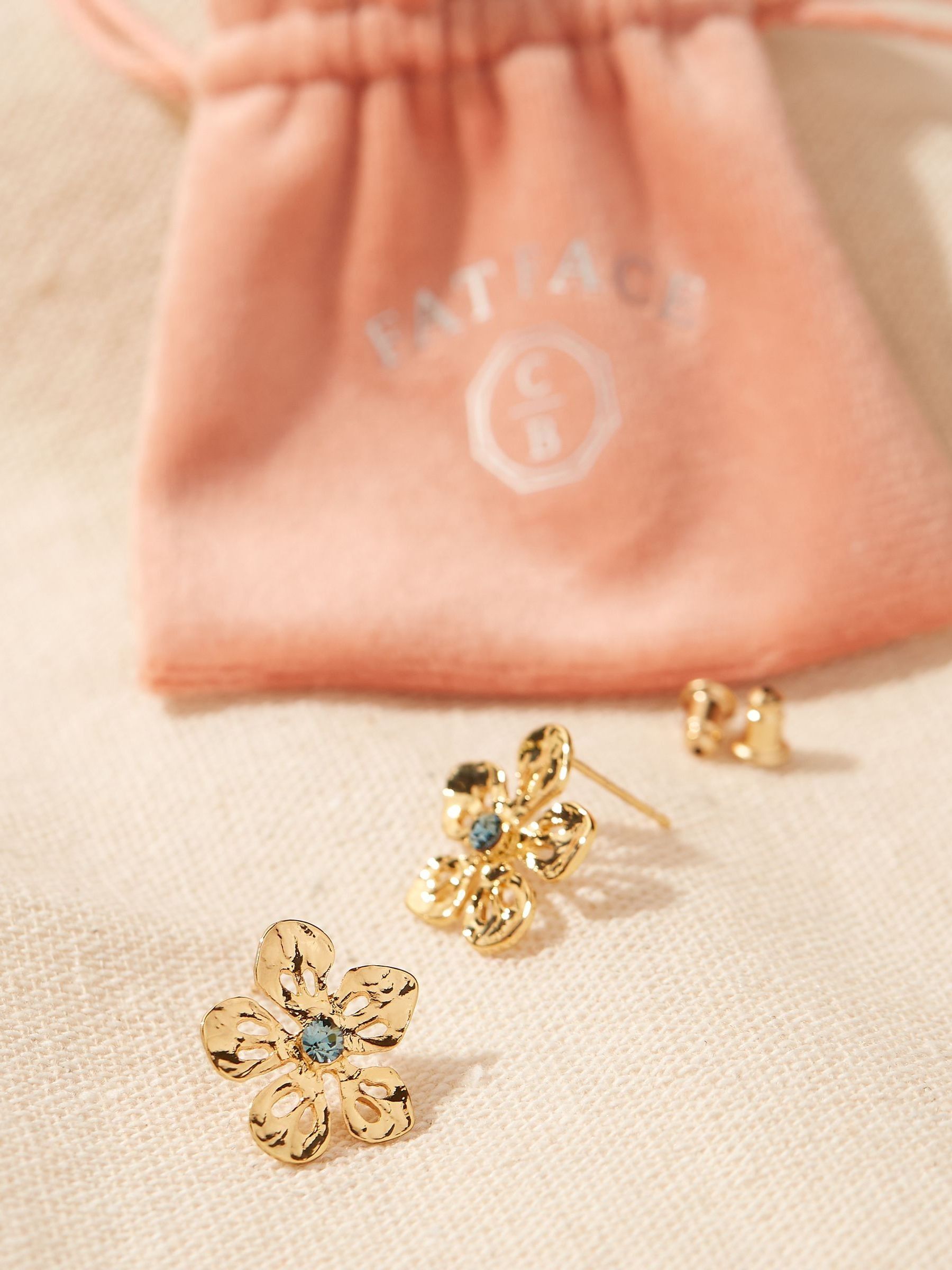 Gold Tone Copper & Black Large Flower Studs Earrings - Image 2 of 2
