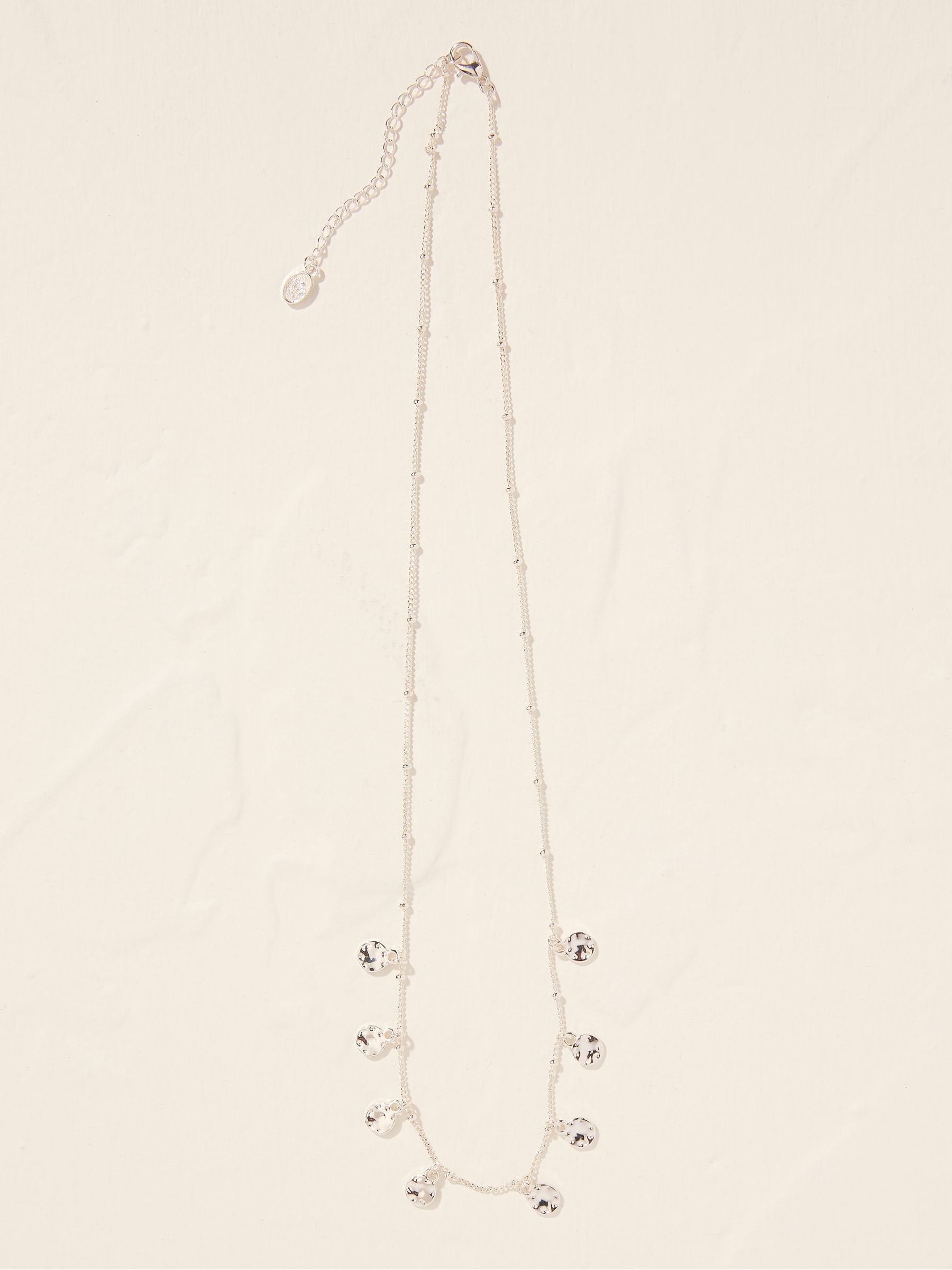 Silver Hammered Pendants Necklace - Image 3 of 3