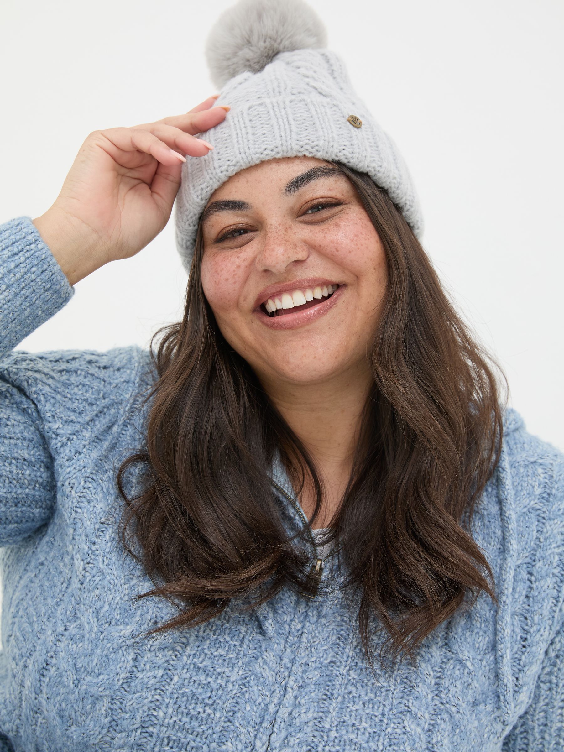 Grey Billie Cable Bobble Hat - Image 3 of 4