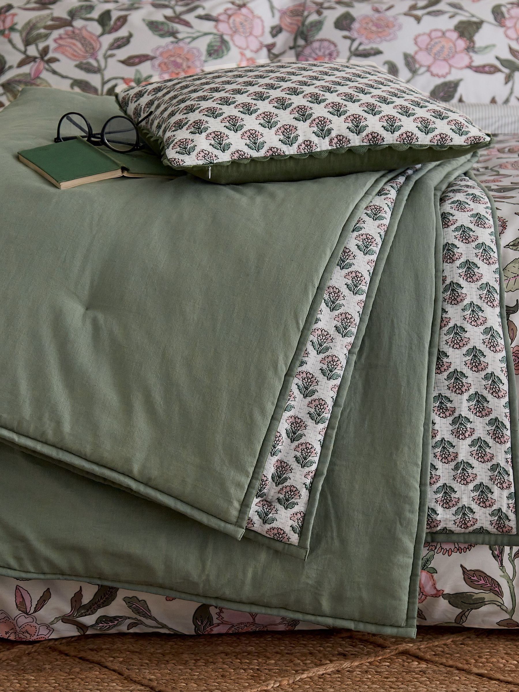 Indienne Green 100% Cotton Printed Cushion - Image 2 of 5