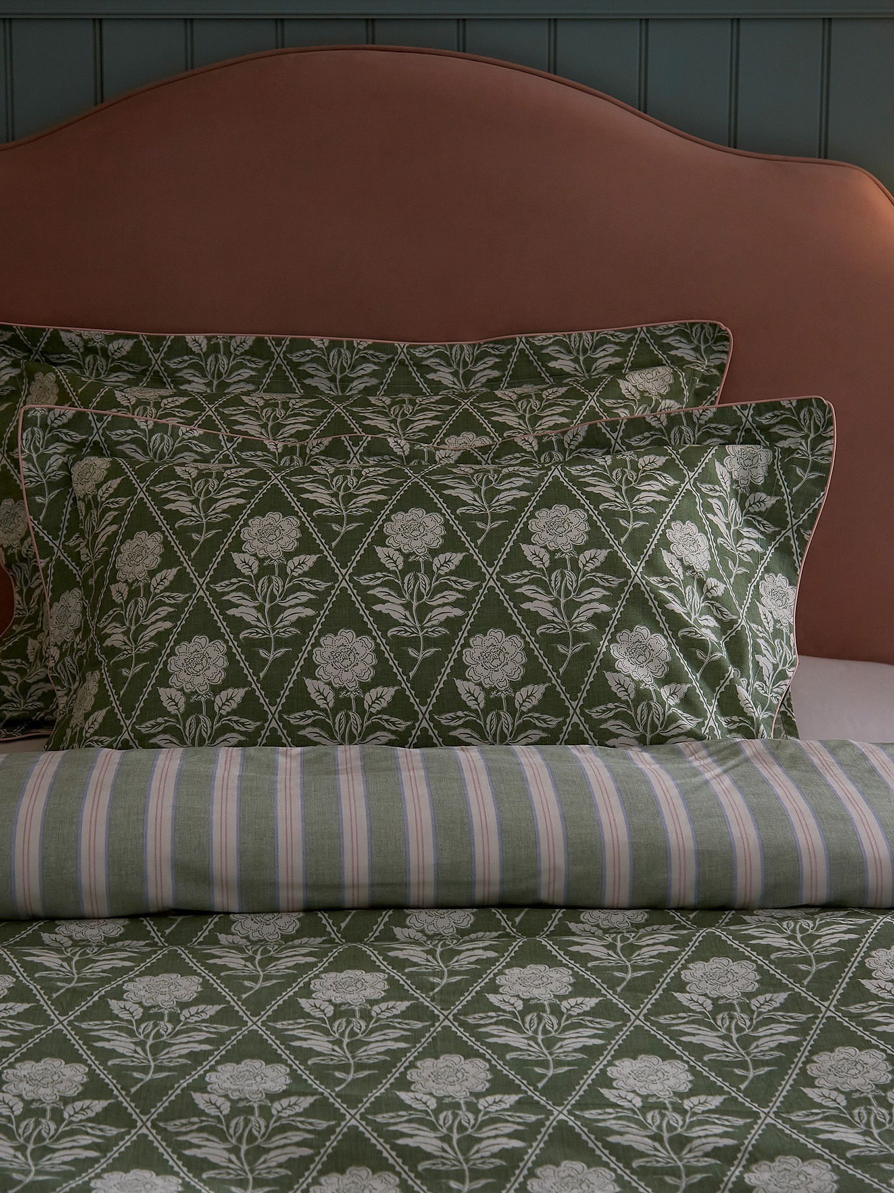 Juliette Stamp Green 100% Cotton Bedding Set - Image 3 of 6