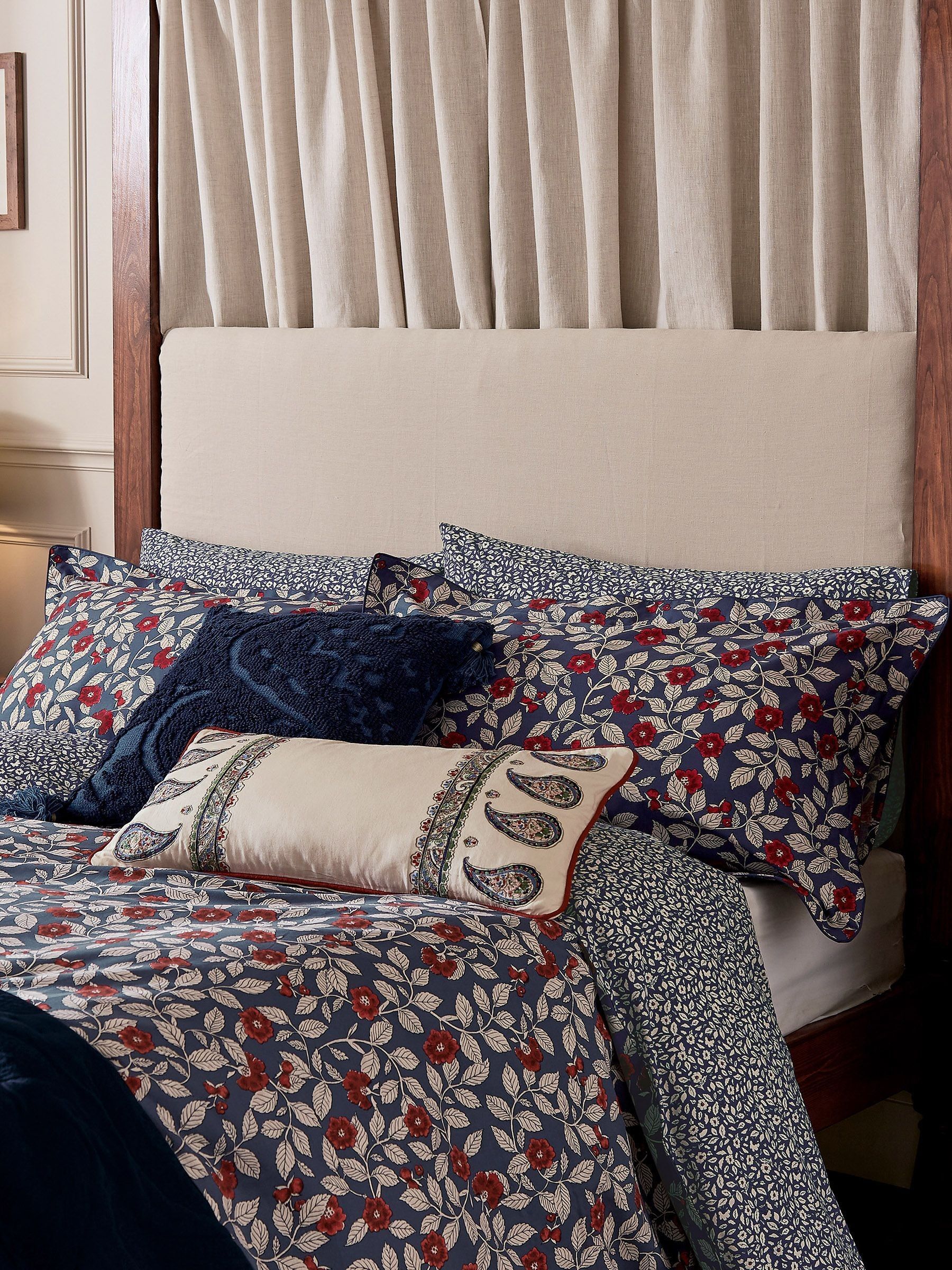 Grove Floral Blue 100% Cotton Bedding Set - Image 2 of 6