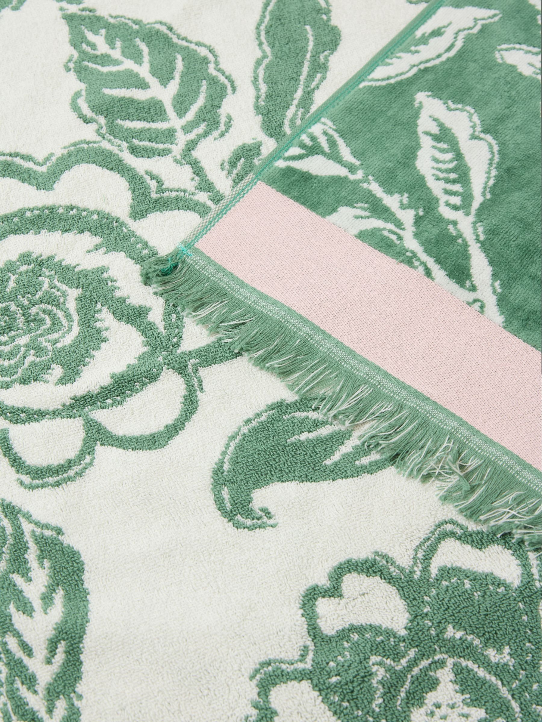 Juliette Green 100% Cotton Towel - Image 3 of 4