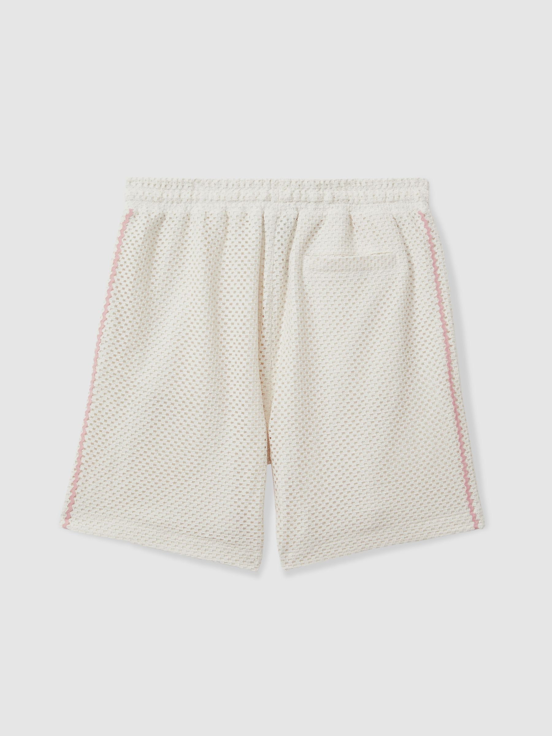 Palma Ecru Ché Crochet Contrast Trim Drawstring Shorts - Image 3 of 5