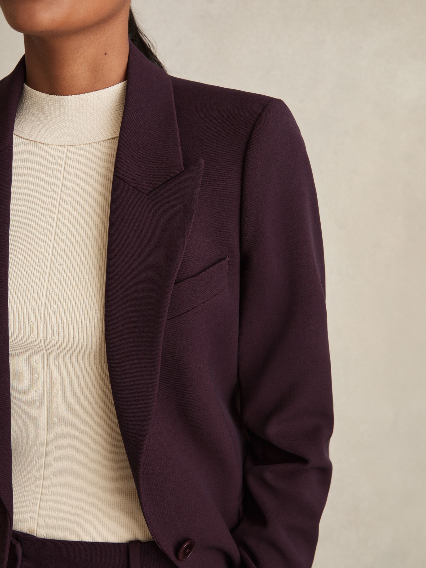 Petite Tailored Single Breasted Suit Blazer in Berry - Image 4 of 8