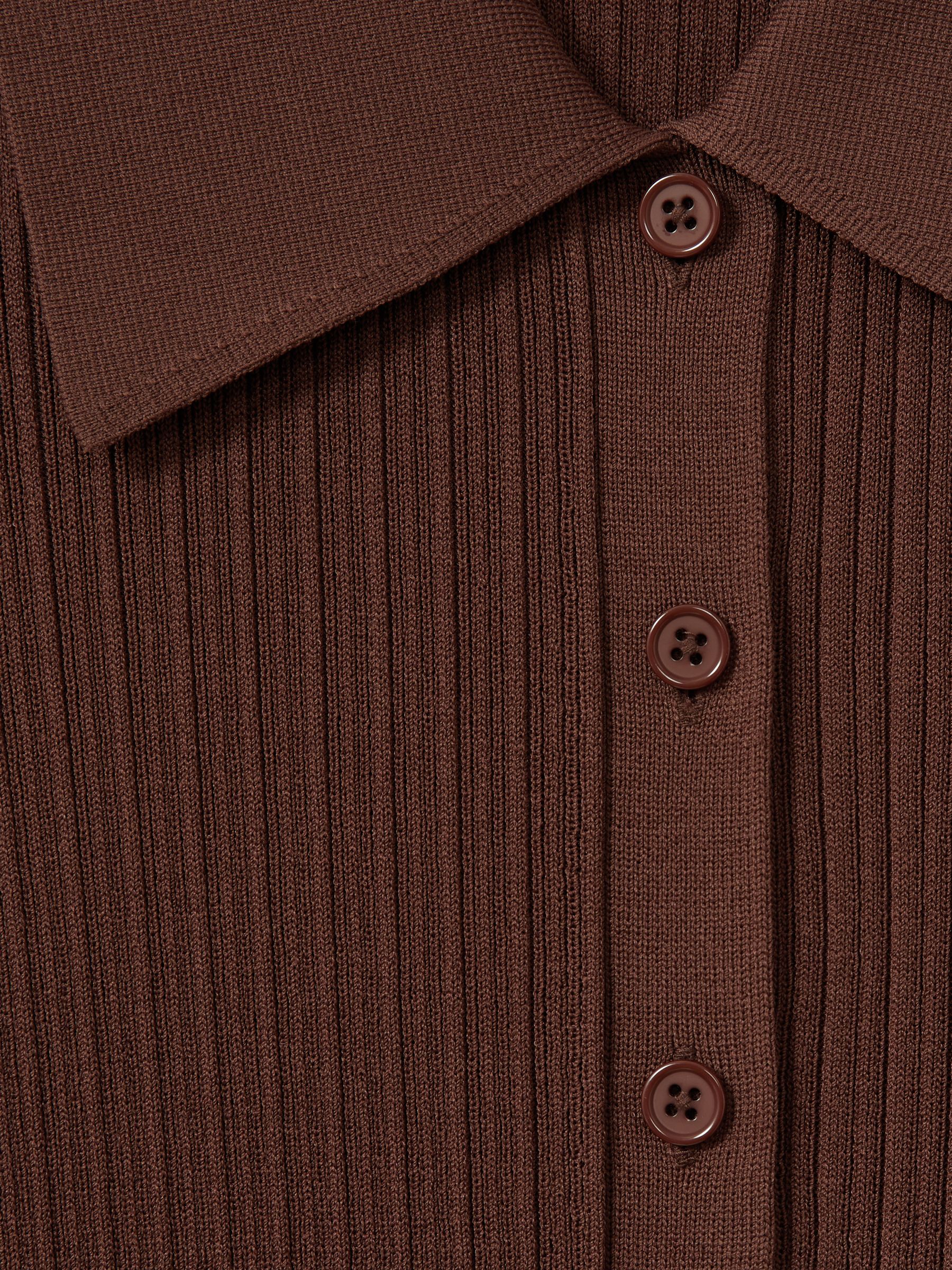 Ribbed Knitted Shirt in Maroon - Image 5 of 5