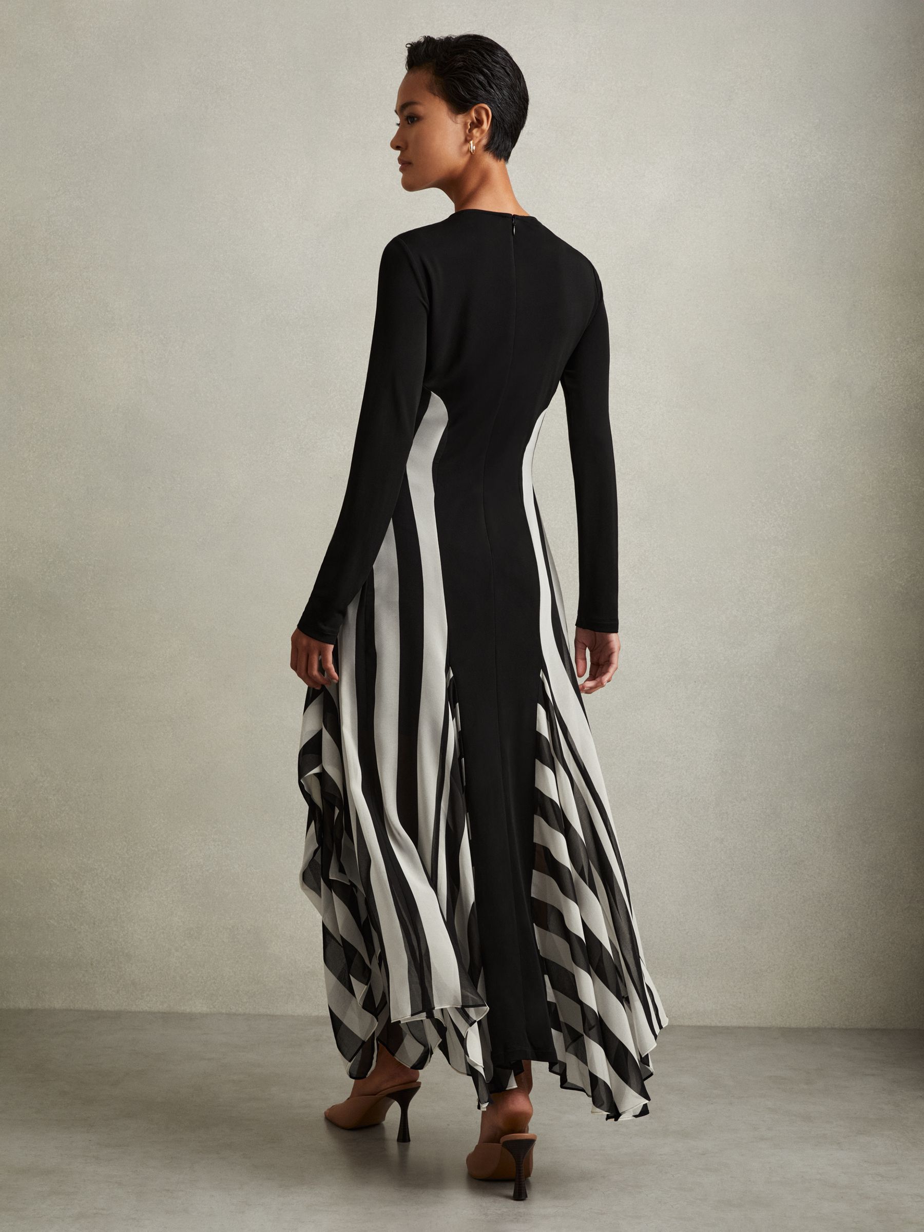 Dita Black/White Jersey Flared Hem Midi Dress - Image 4 of 5