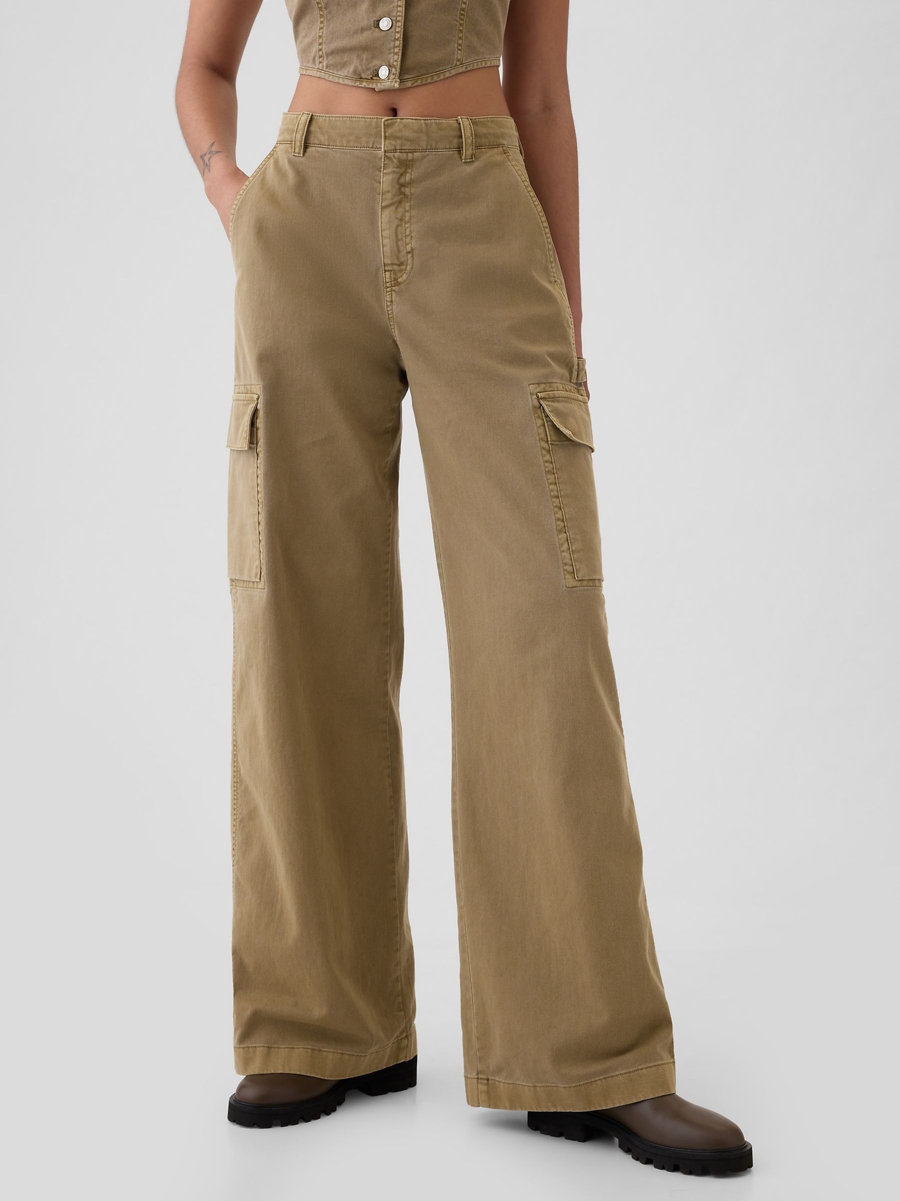 Brown Mid Rise Cotton Baggy Cargo Trousers - Image 2 of 7 Brown Mid Rise Cotton Baggy Cargo Trousers - Image 2 of 7