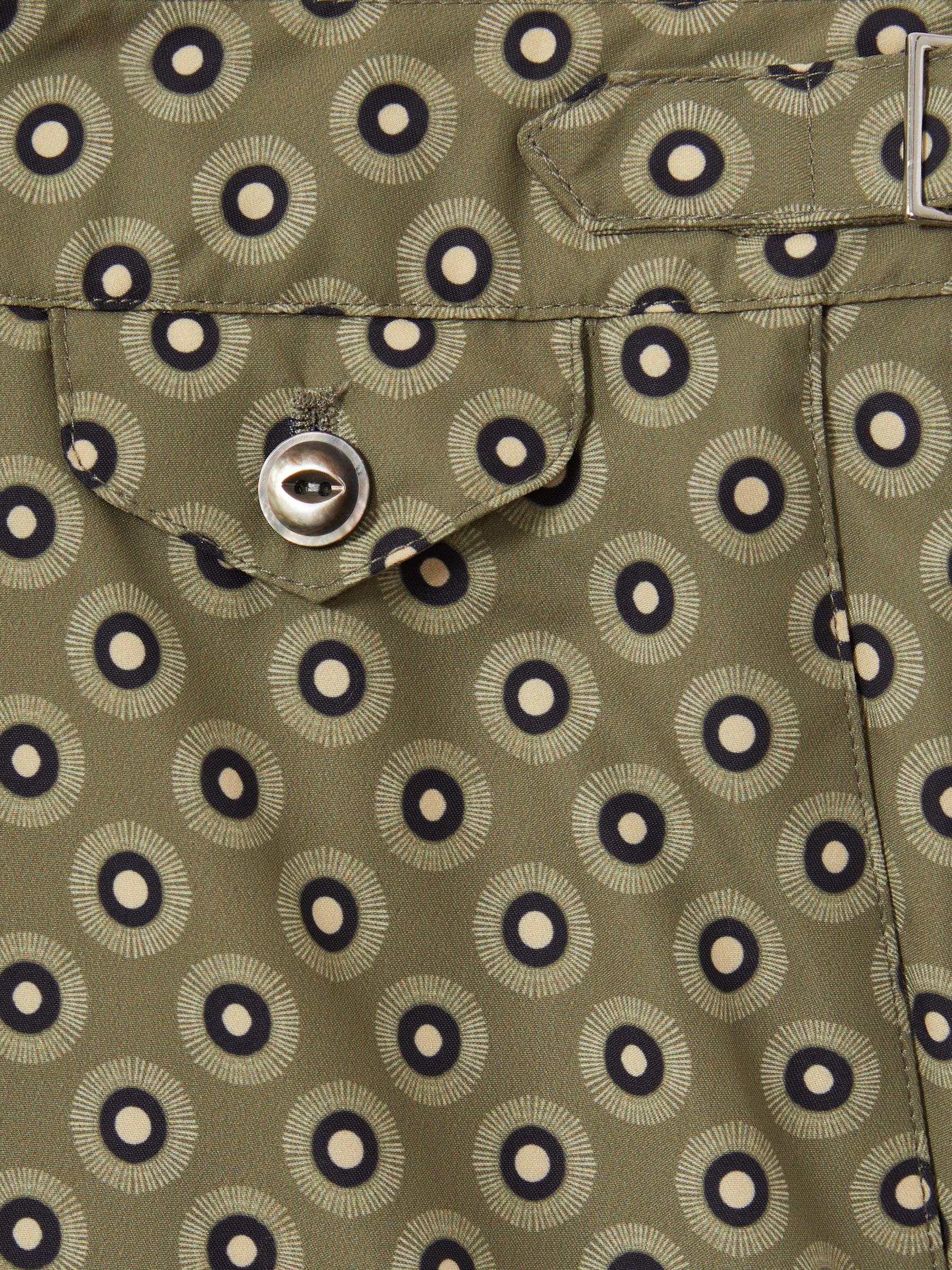Hemingsworth Ikat-Print Swim Shorts in Olive - Image 2 of 2