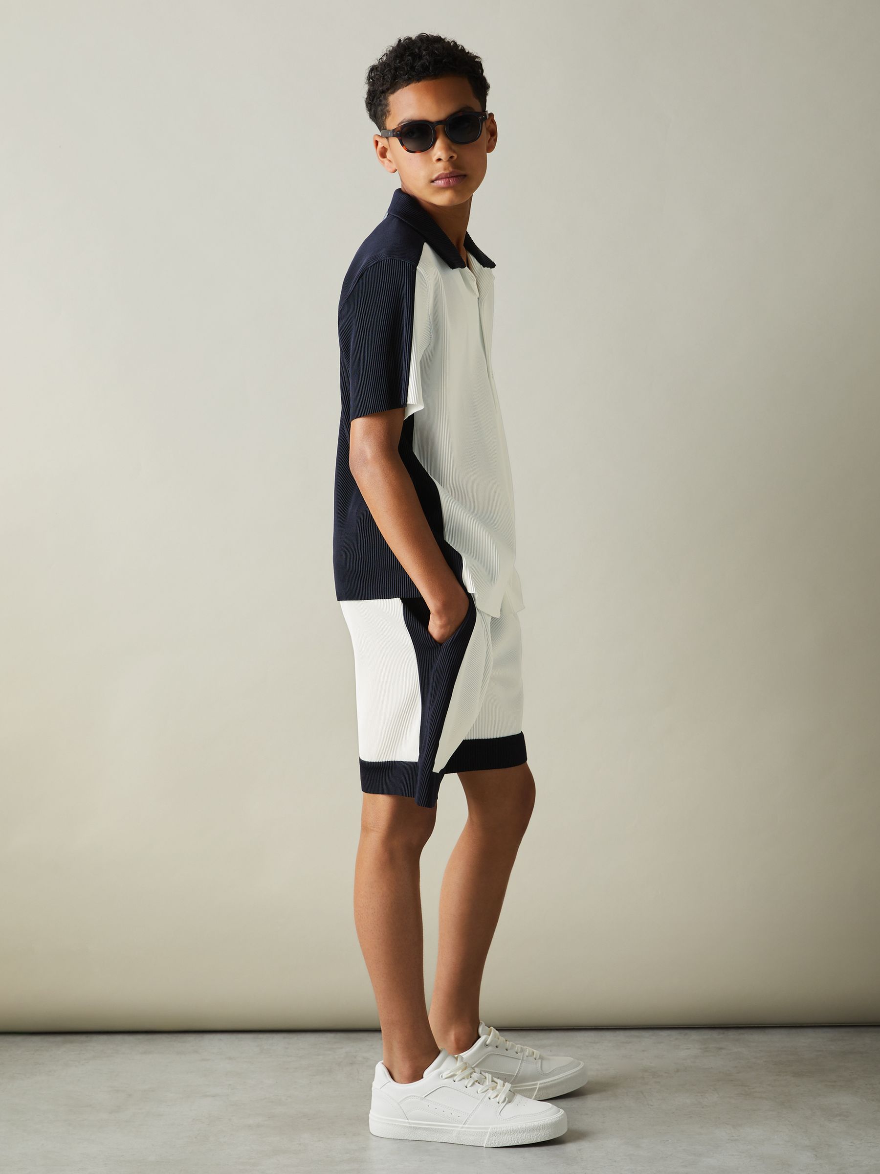 9-13 yrs Colourblock Plisse Cuban Collar Shirt in Optic White/Navy - Image 4 of 5