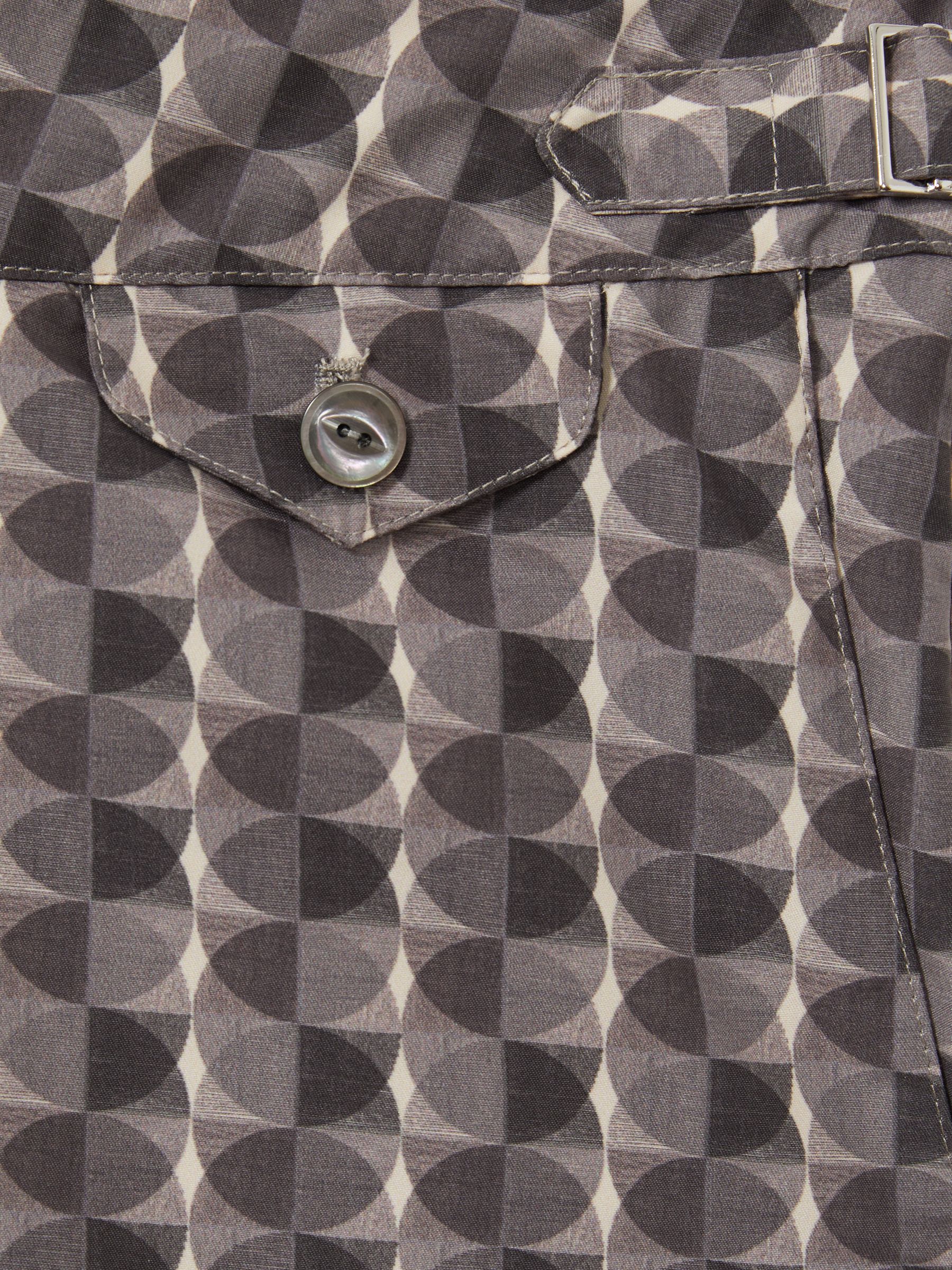Hemingsworth Ikat-Print Swim Shorts in Black/Neutral - Image 2 of 2