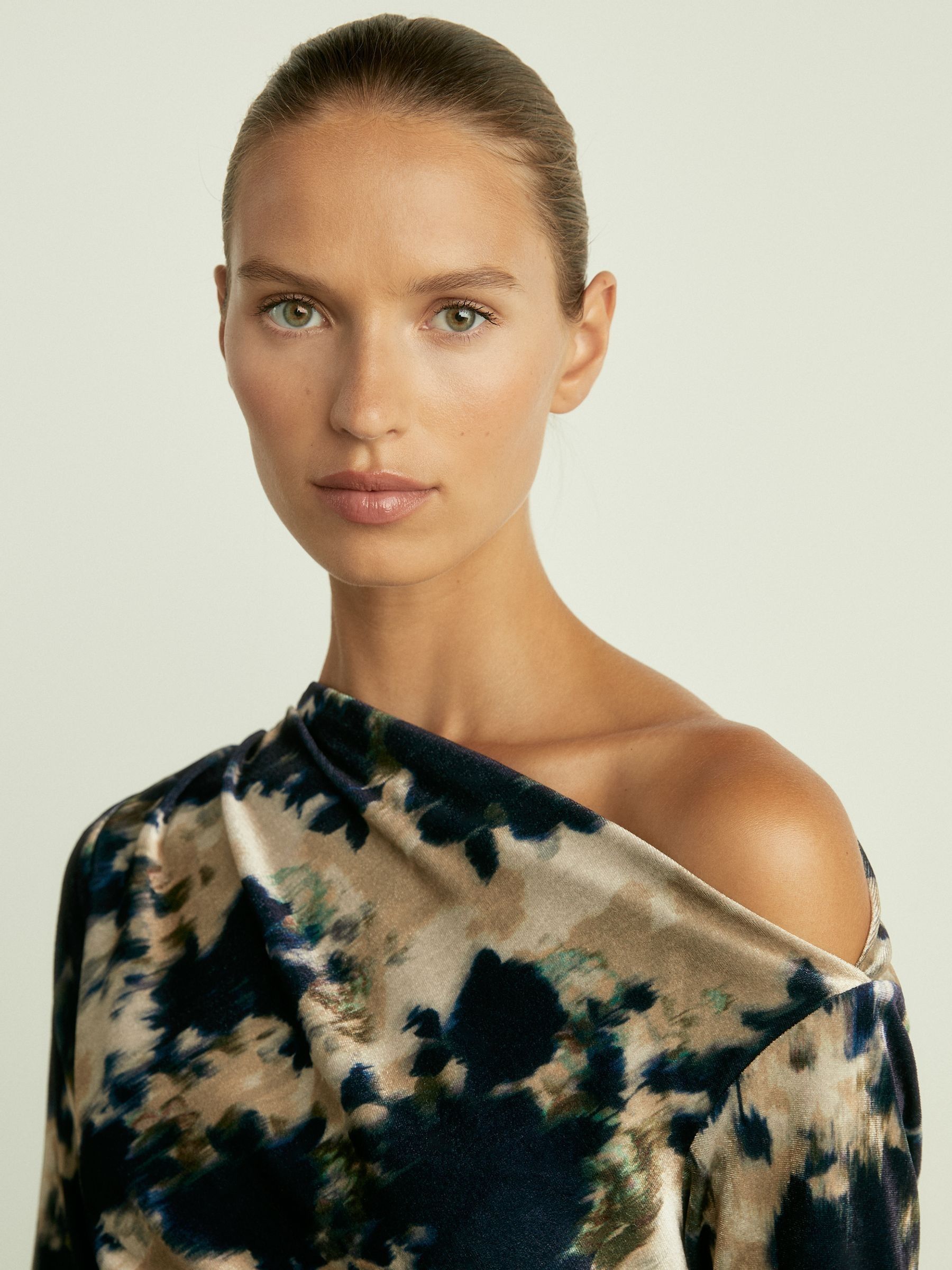 Ruched Abstract-Print Velvet Dress in Navy - image 4