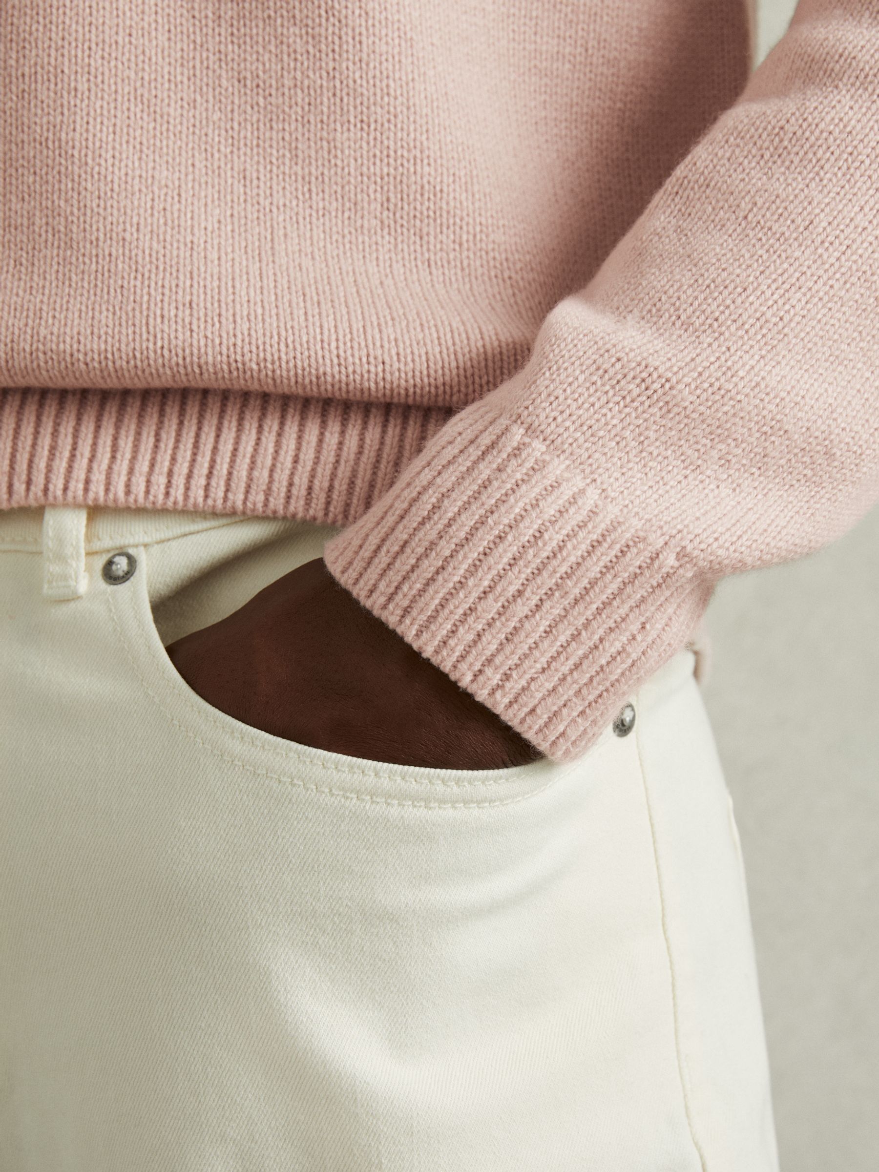Wool-Blend Raglan-Sleeve Jumper in Soft Pink - Image 4 of 7